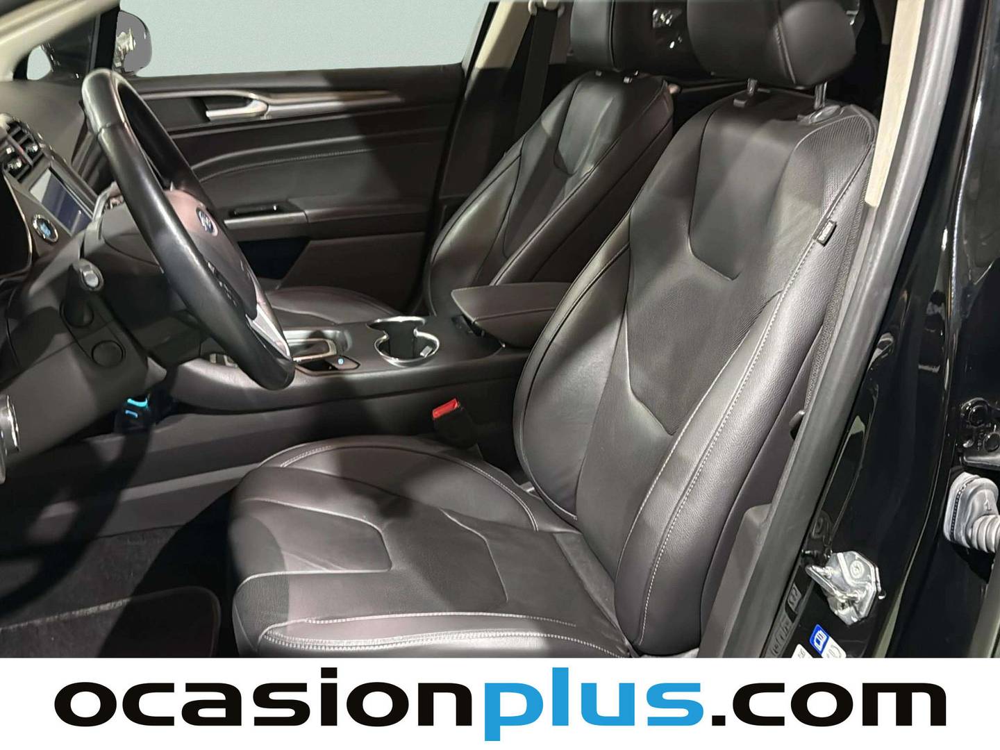 Foto asientos delanteros Ford Mondeo Ford Mondeo SportBreak 2.0 Híbrido Hev Titanium 138 kW (187 CV)