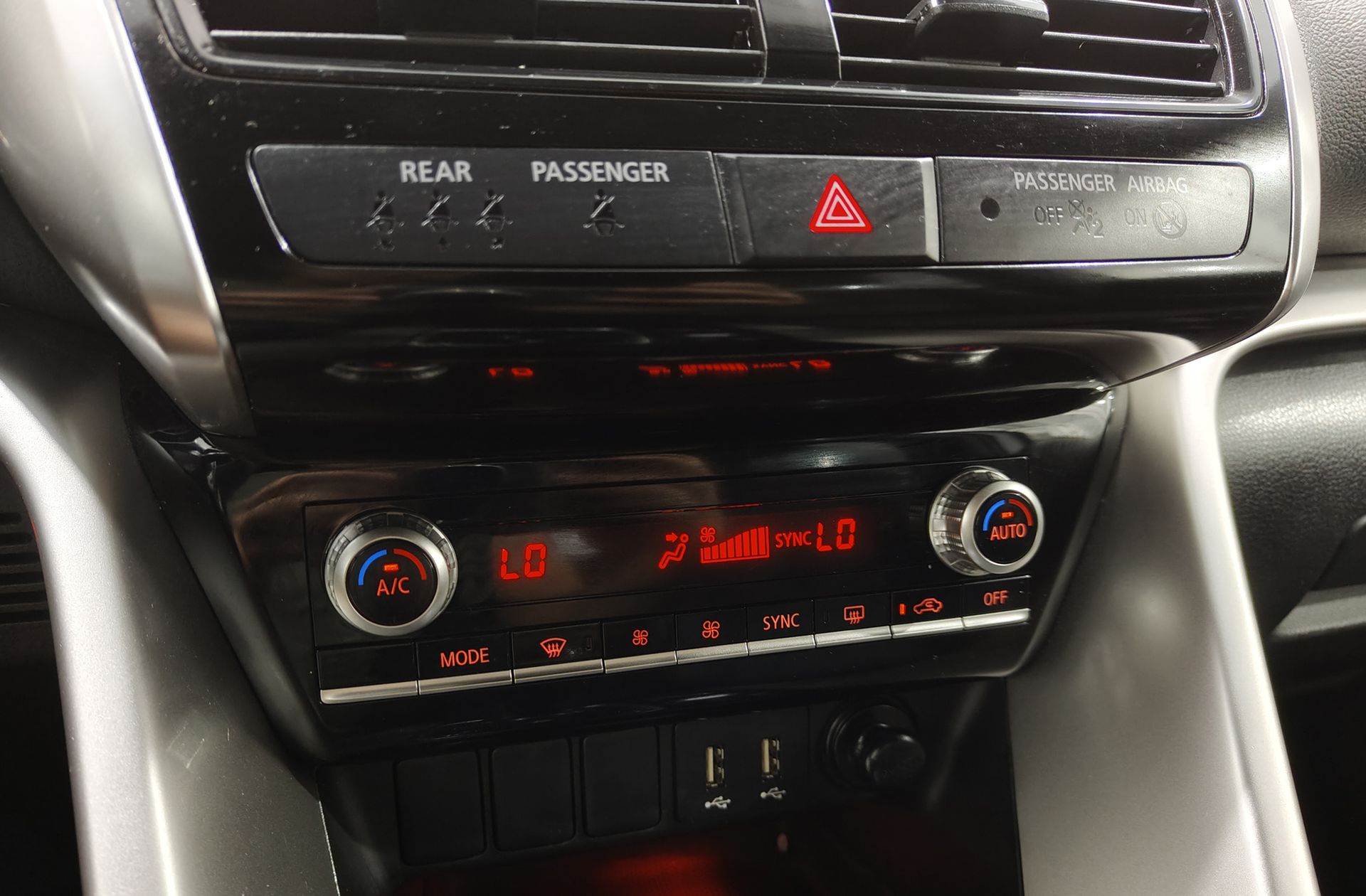 Mitsubishi Eclipse Cross 2.4 PHEV Kaiteki 4WD - foto 32