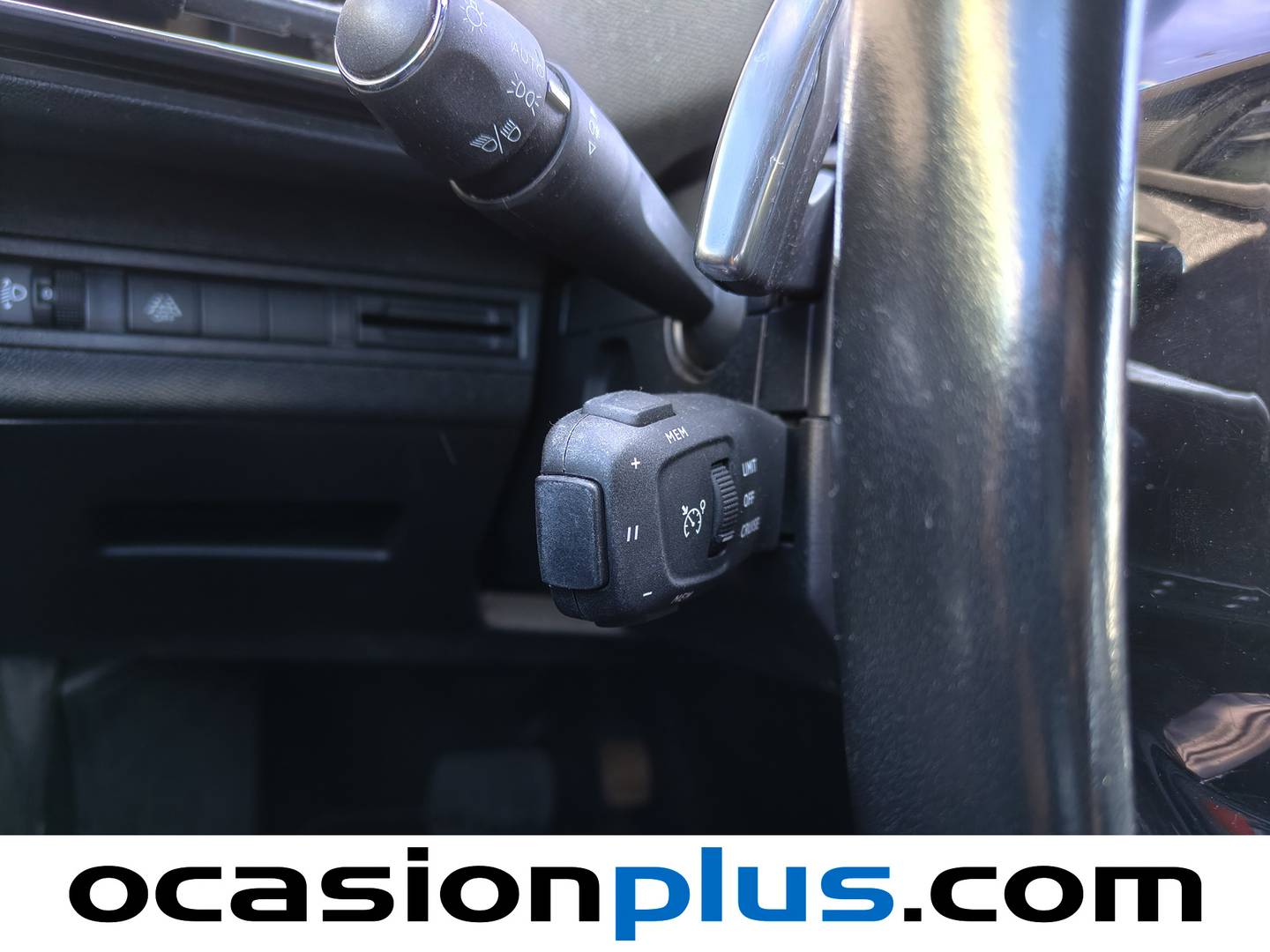 Peugeot 3008 Peugeot 3008 BlueHDi 130 S&S Allure Pack EAT8 (130 CV) automático