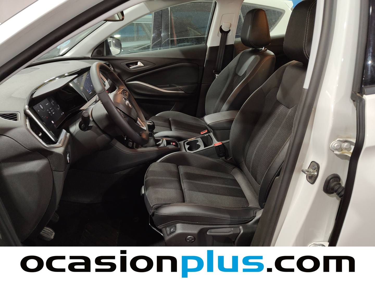 Foto asientos delanteros Opel Grandland Opel Grandland 1.2 Turbo XHT S&S GS (130 CV)