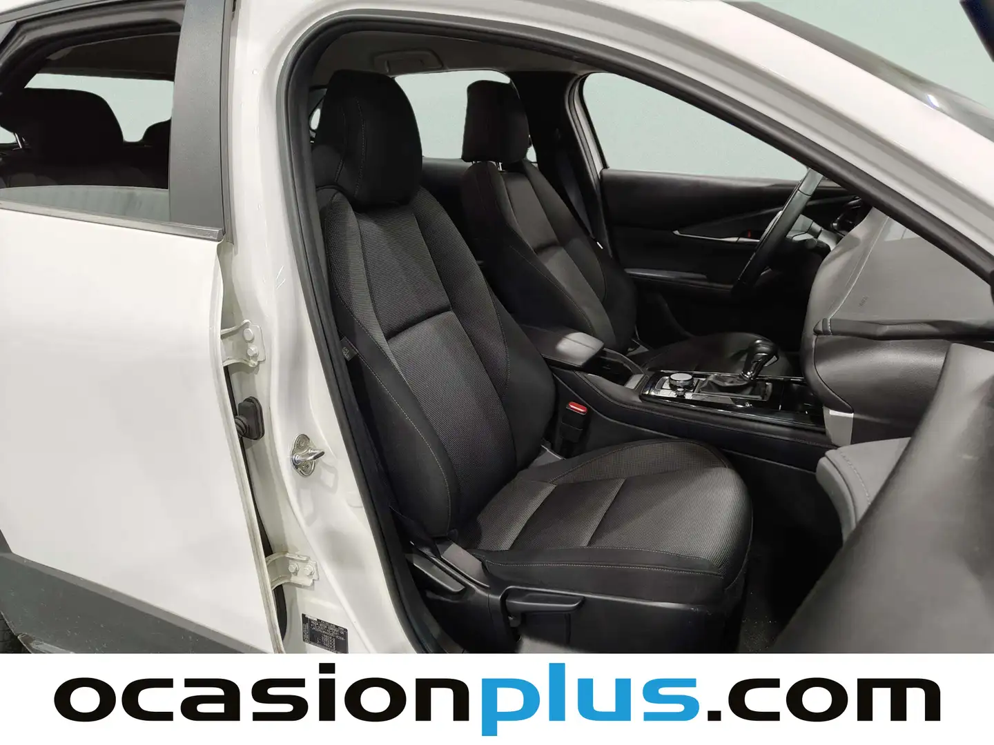 Foto Mazda CX-30 Mazda CX-30 2.5 e-Skyactive G MHEV Prime-Line AT  (140 CV)