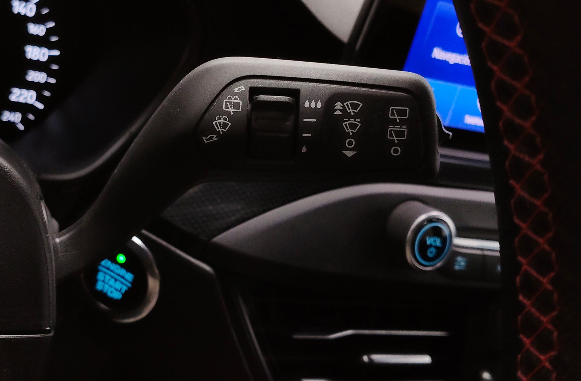 Ford Focus 1.0 EcoBoost ST-Line - foto 30