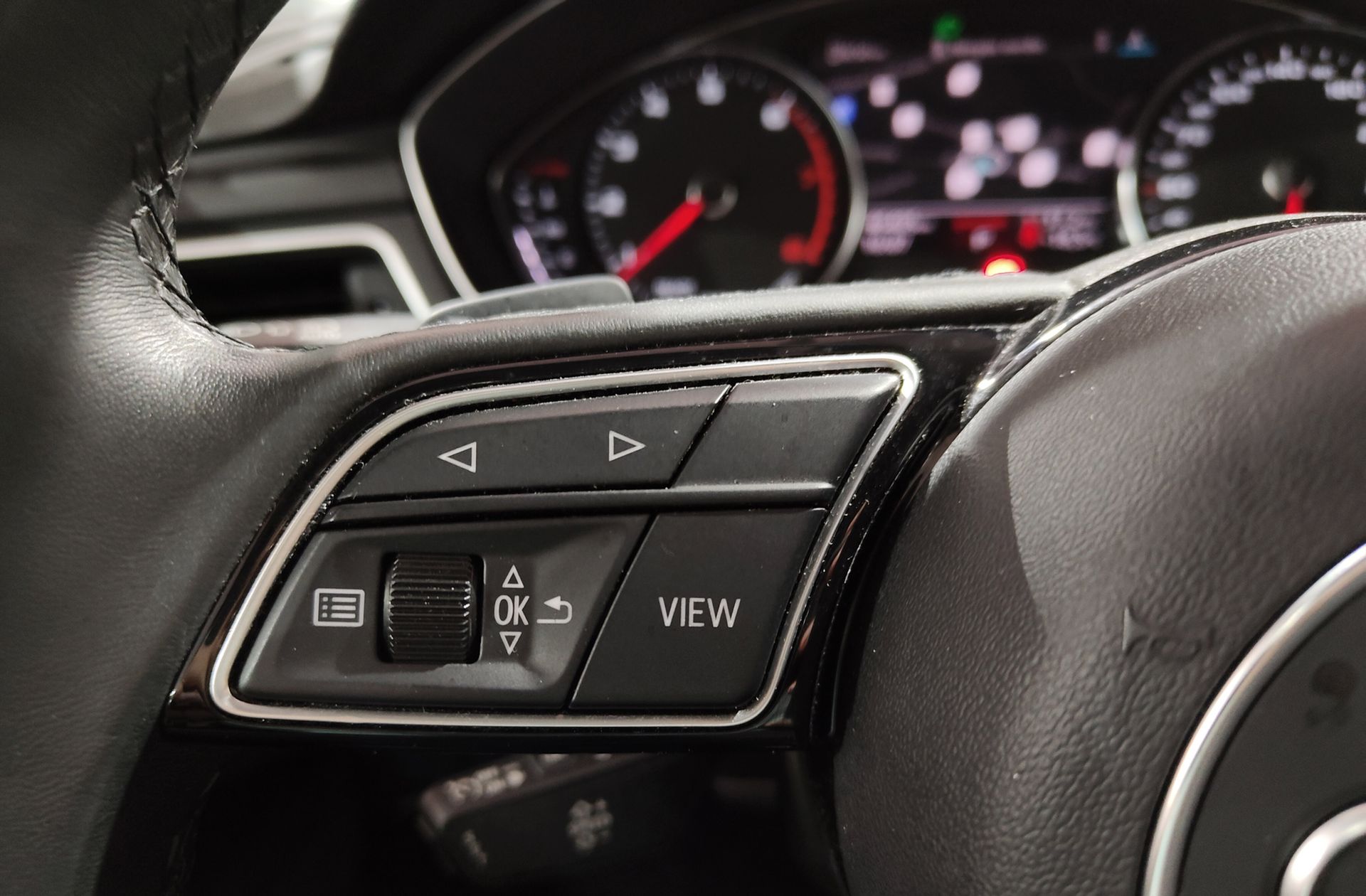 Audi A4 Avant Advanced 35 TFSI S tronic - foto 30