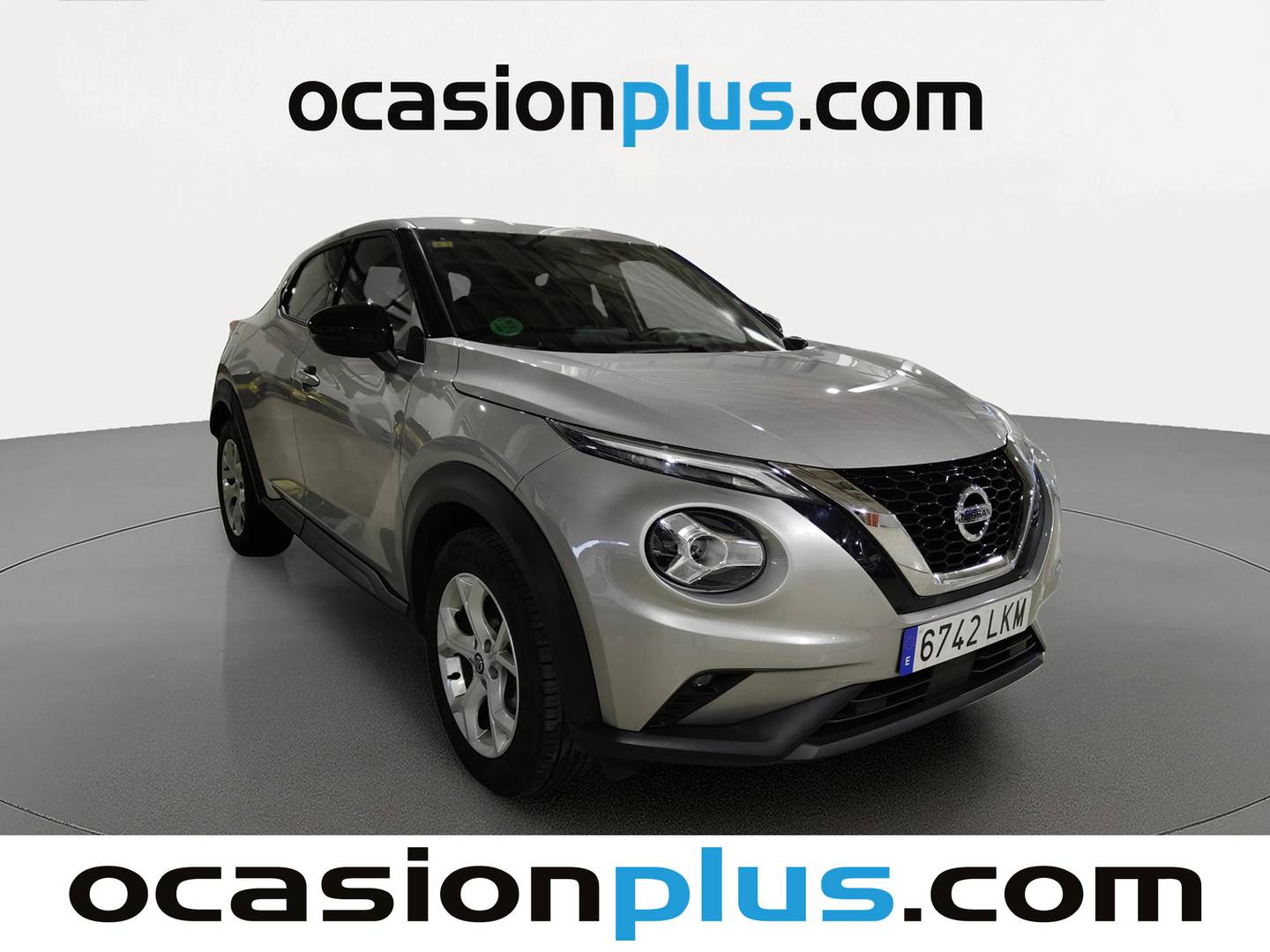 Foto delantera Nissan JUKE Nissan Juke DIG-T N-Connecta 4x2 DCT (117 CV) derecha