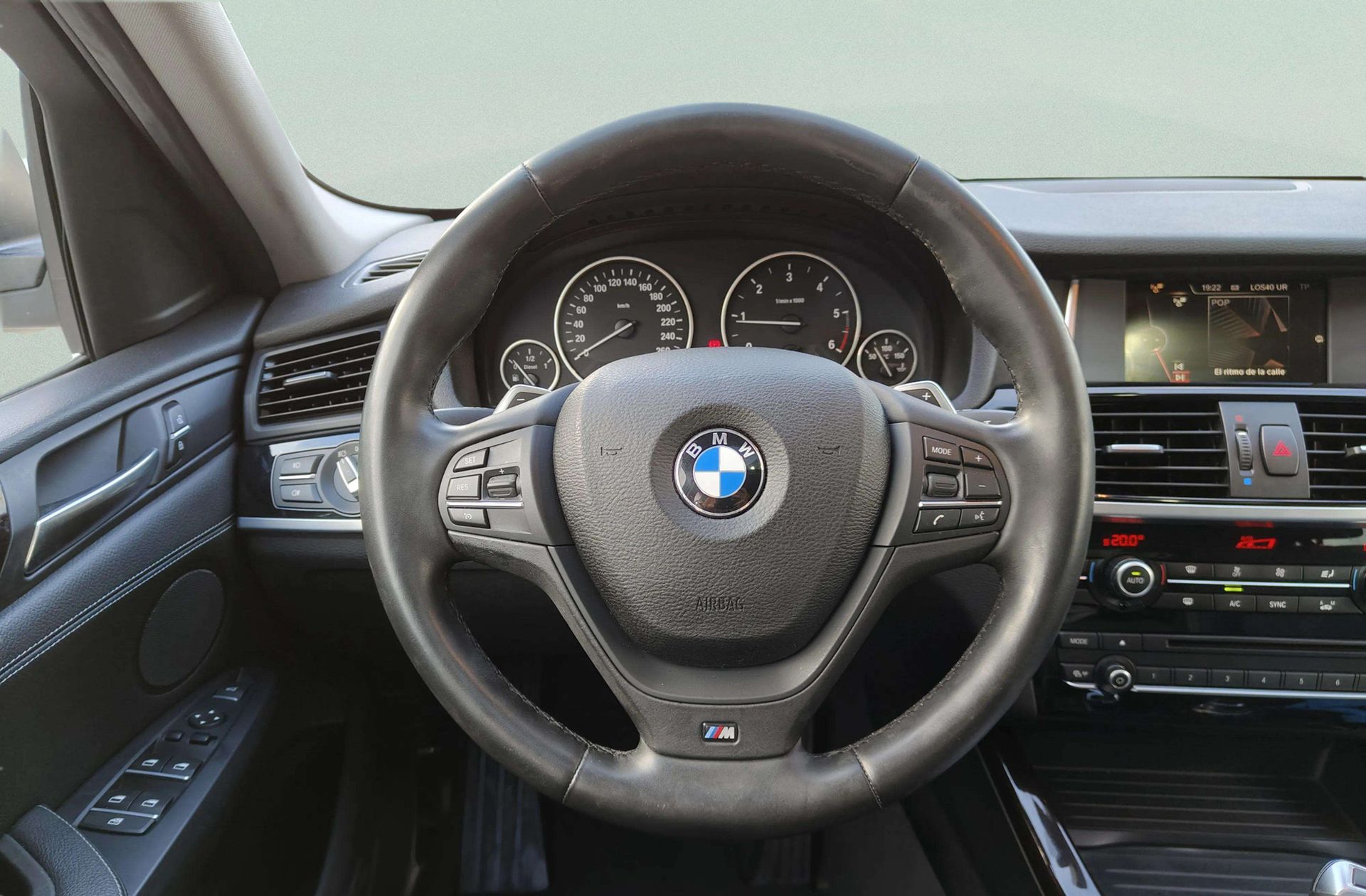 BMW X4 xDrive20d - foto 24