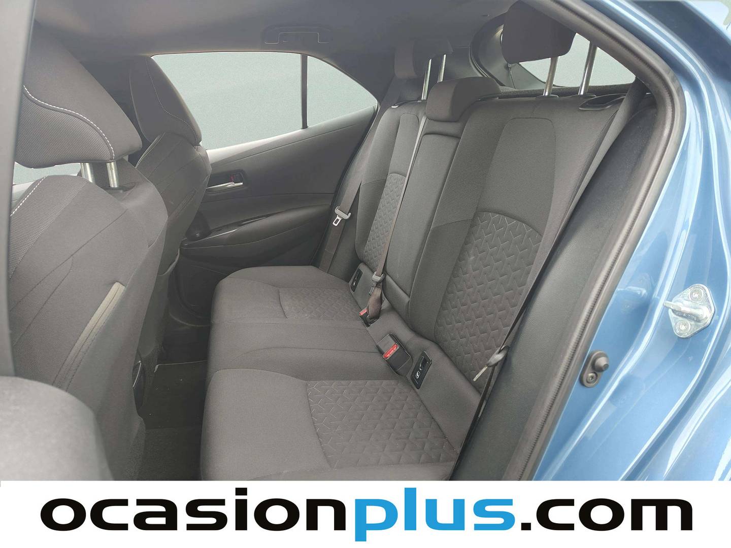 Foto asientos traseros Toyota Corolla Toyota Corolla 1.8 125 Híbrido Active Tech E-CVT (122 CV)