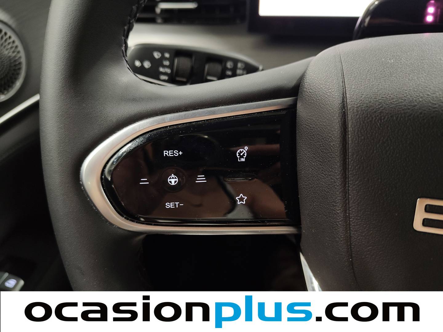 EBRO S800 EBRO S800 1.6 TGDI Premium DCT (147 CV) 7 Plazas de ocasión