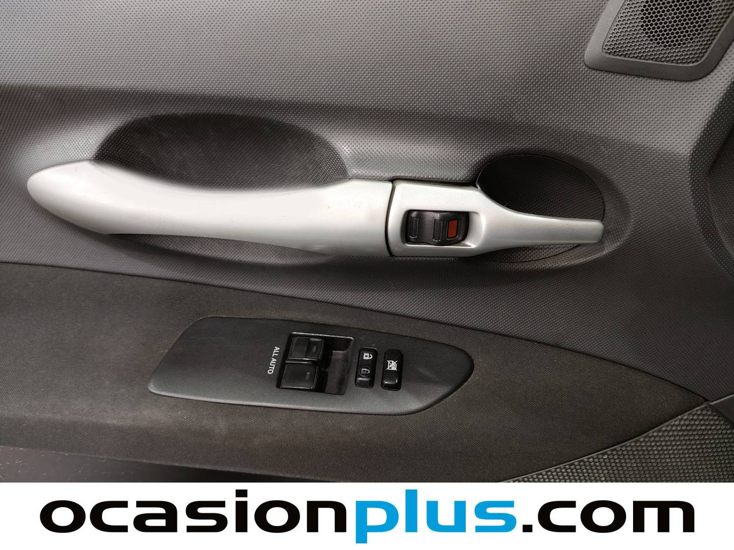 Toyota Auris Toyota Auris 1.4 D-4D Live DPF (90 CV) barato