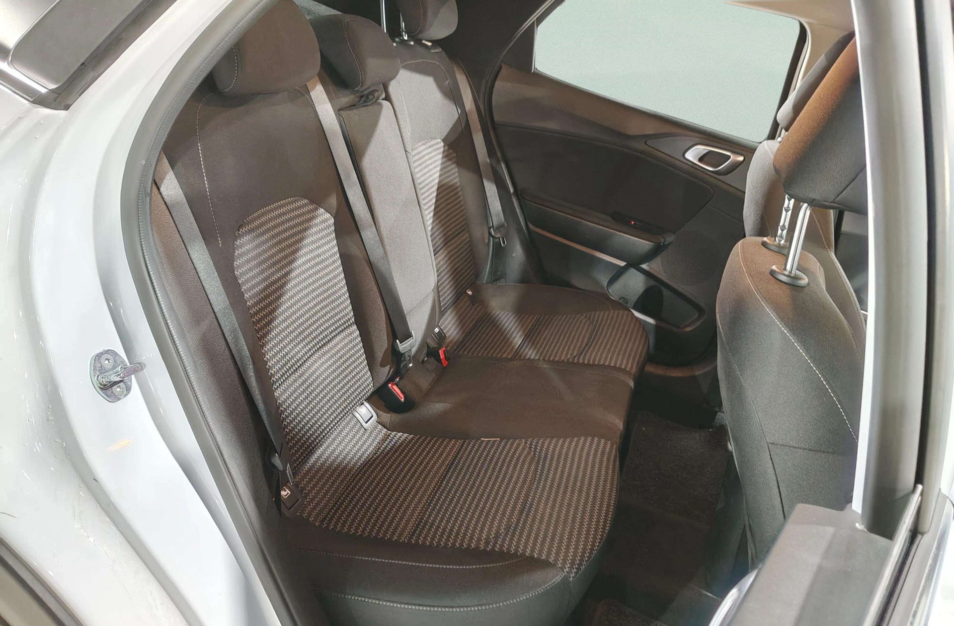 Kia XCeed 1.0 T-GDi Drive - foto 18