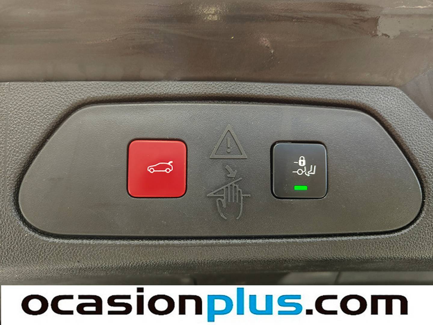 Foto Opel Grandland X PHEV Opel Grandland X 1.6 Turbo PHEV Ultimate 4x2 Auto (224 CV)