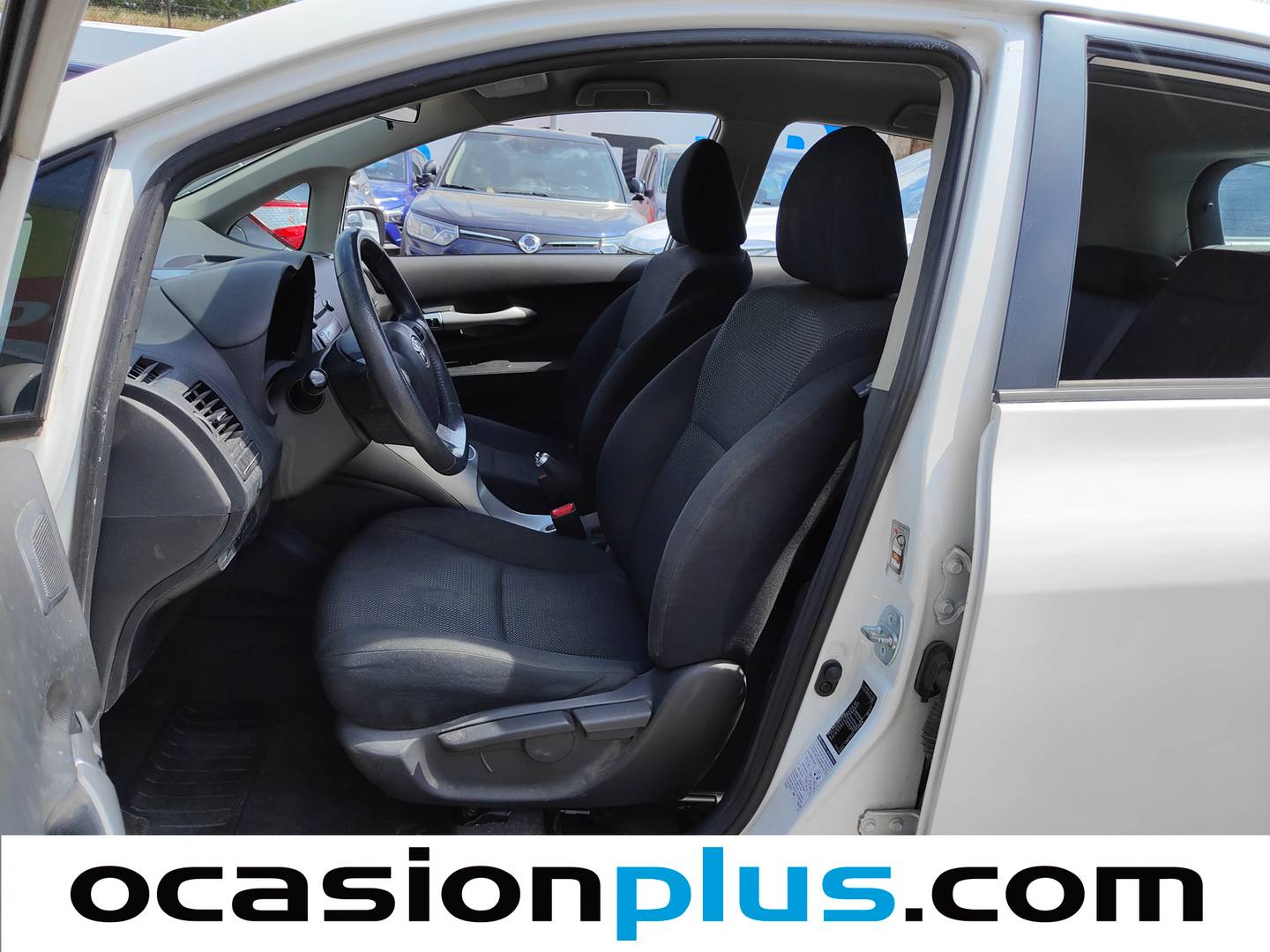 Foto asientos delanteros Toyota Auris Toyota Auris 1.8 Híbrido Active (135 CV)
