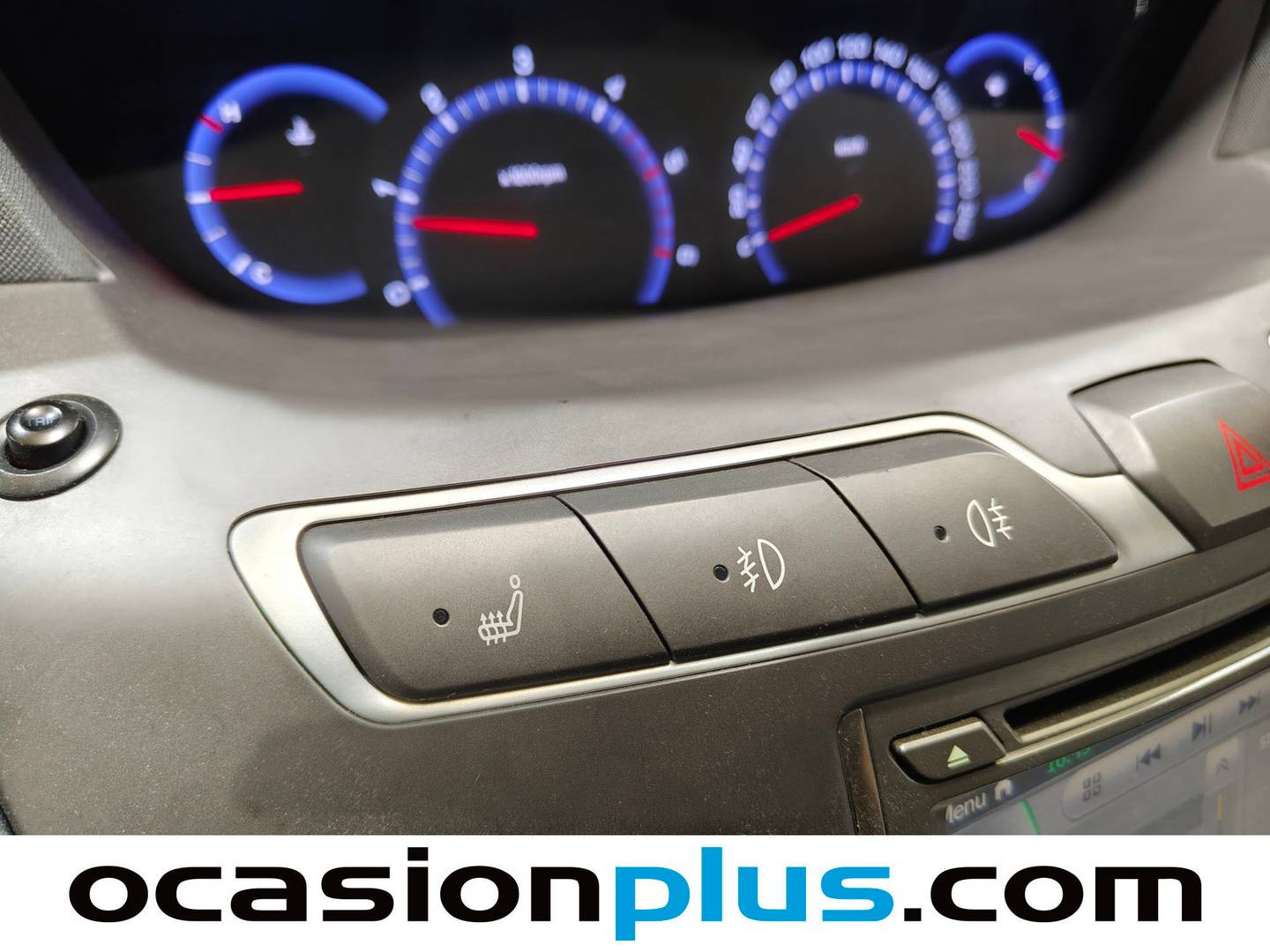 Equipamiento del SsangYong Rodius SsangYong Rodius D22T Limited Auto (178 CV)