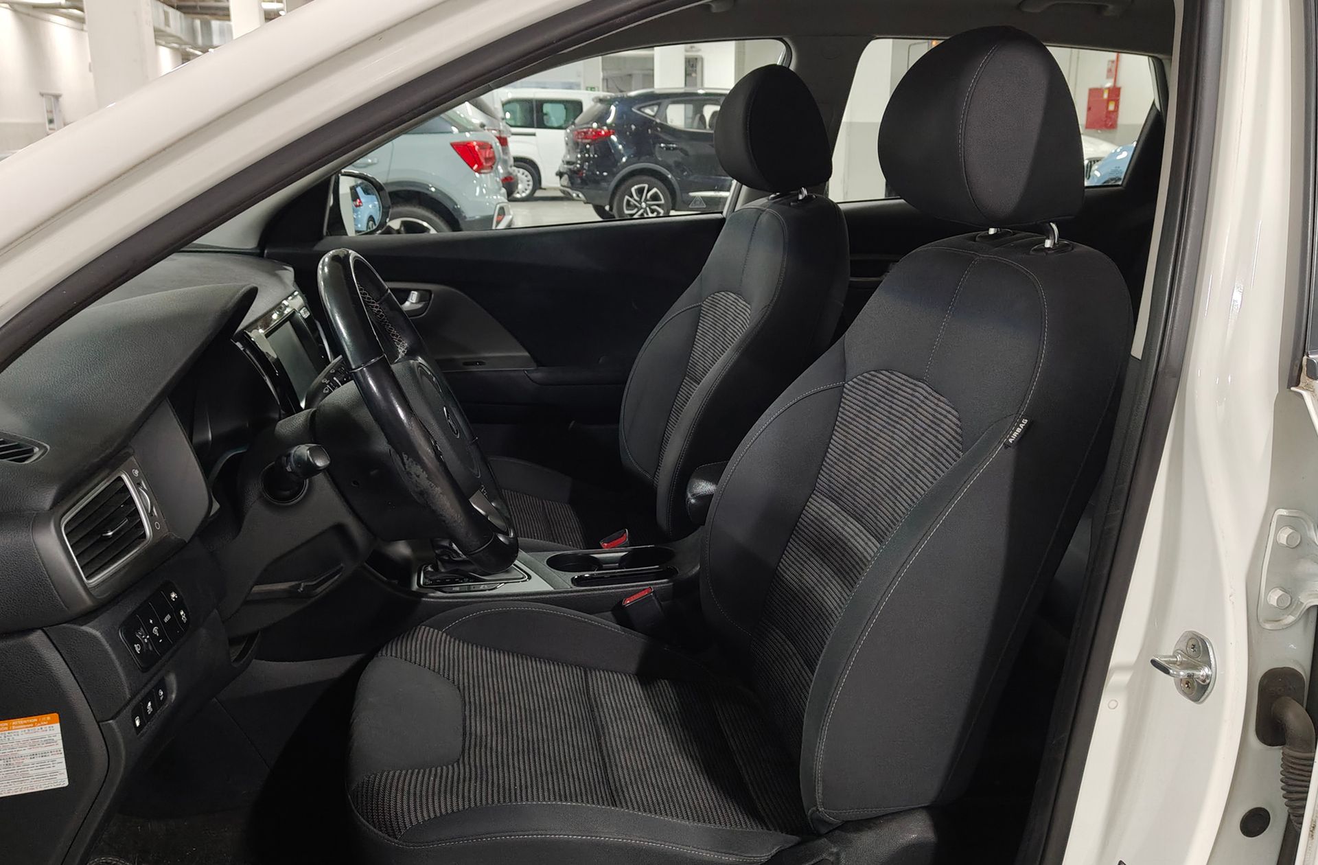 Kia Niro 1.6 GDi PHEV Híbrido Drive - foto 11