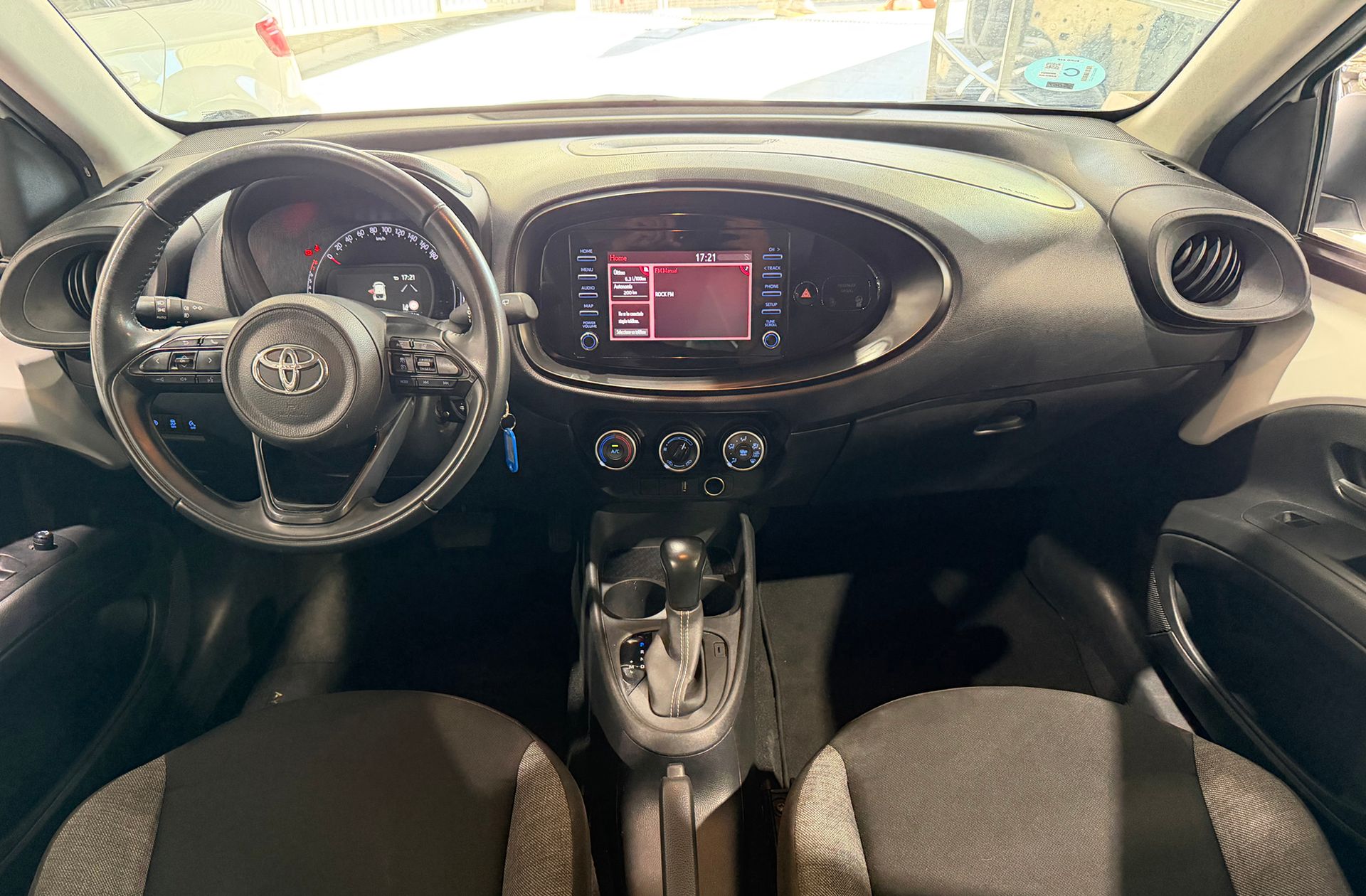 Toyota Aygo X 1.0 VVT-I Play - foto 6