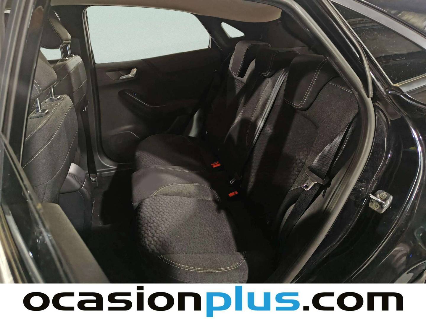 Foto asientos traseros Ford Puma Ford Puma 1.0 EcoBoost MHEV Titanium Design (125 CV)