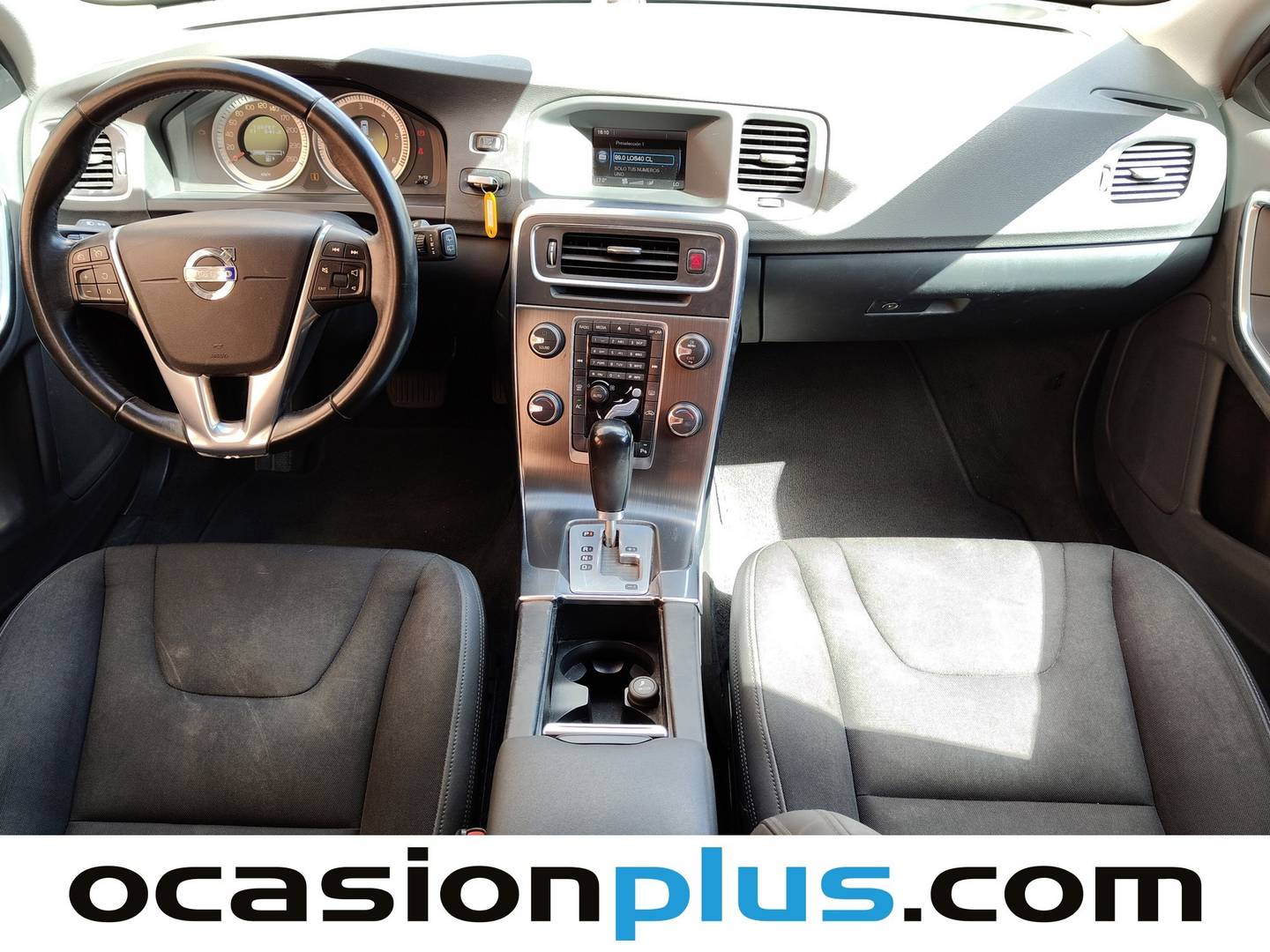 Foto Volvo V60 Volvo V60 D3 Momentum Auto (163 CV)