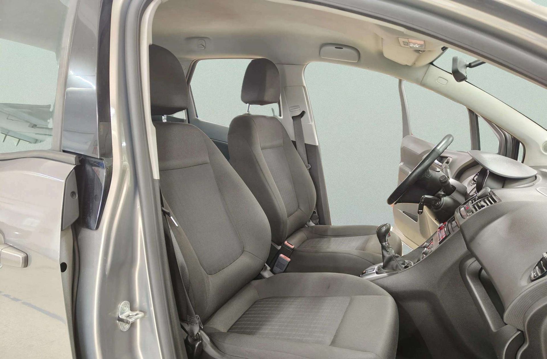 Opel Meriva 1.3 CDTi Essentia - foto 14