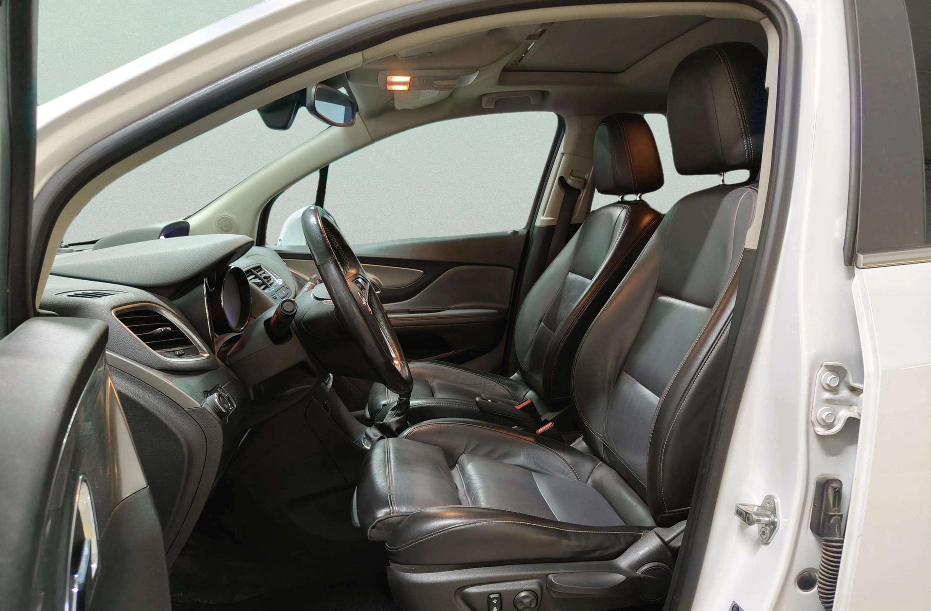Opel Mokka 1.7 CDTi Excellence 4x2 - foto 12