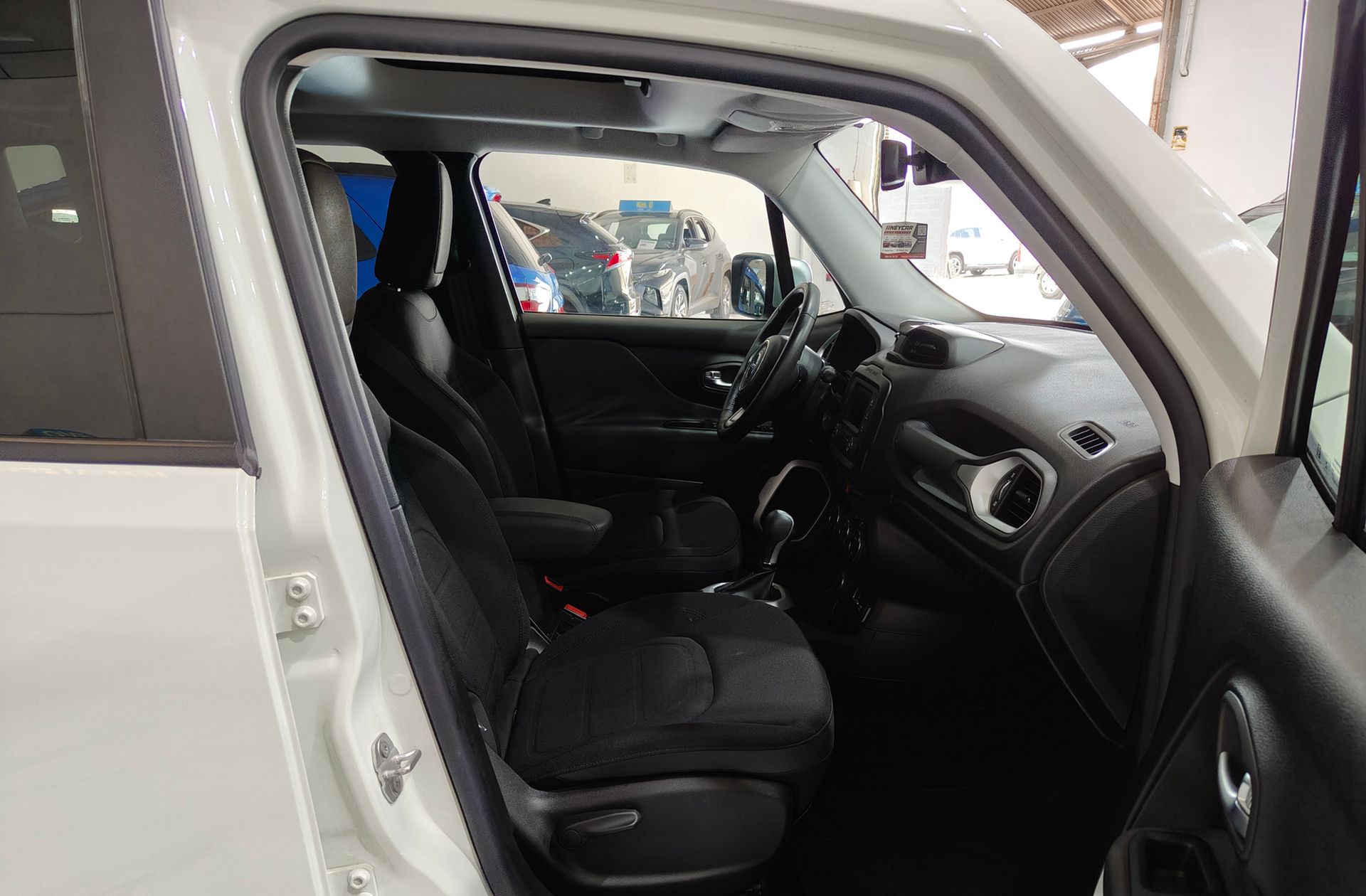 Jeep Renegade 2.0 MultiJet Limited 4x4 AD Low - foto 21