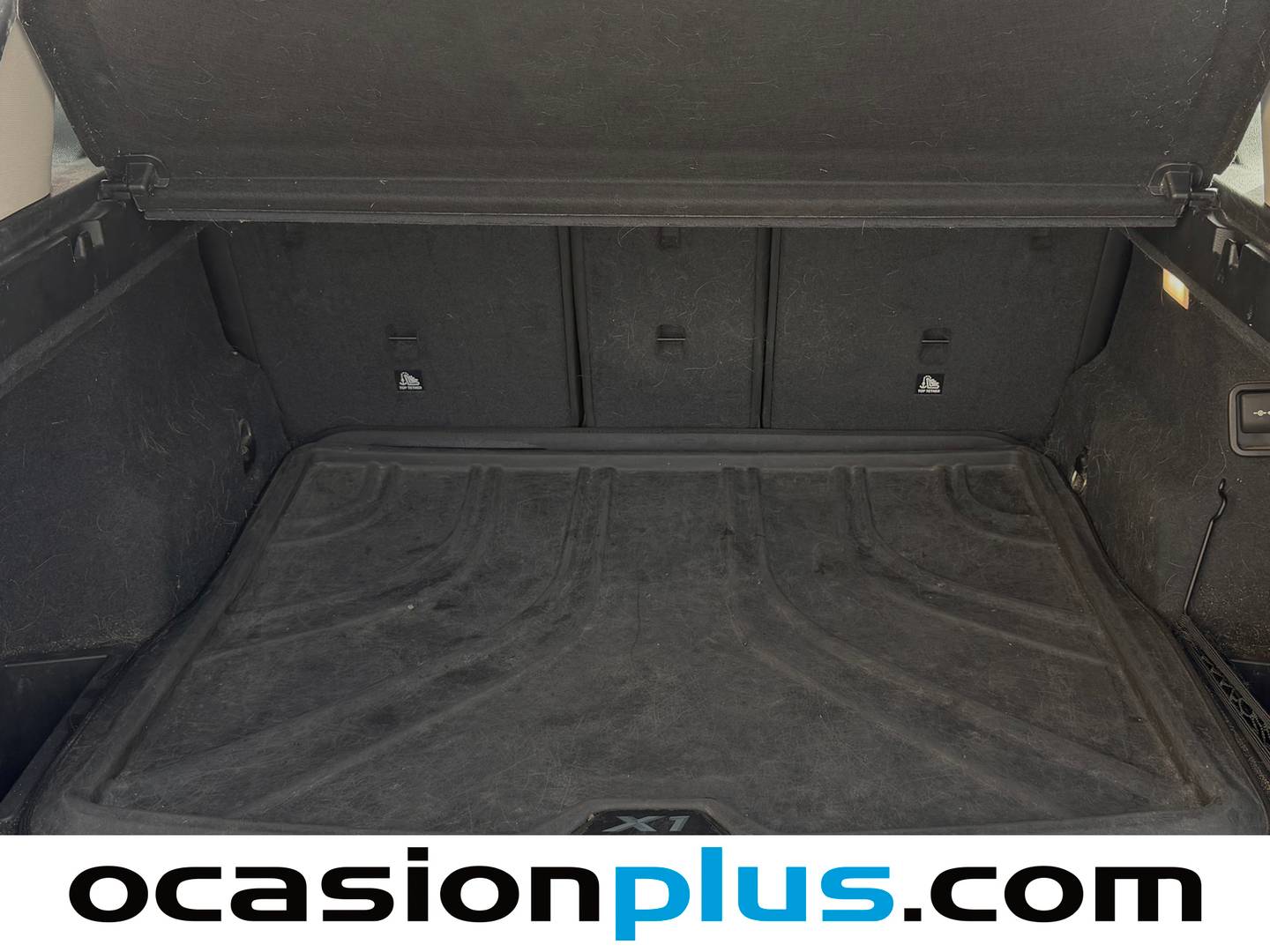 Fotos maletero BMW X1 BMW X1 sDrive18d (150 CV)