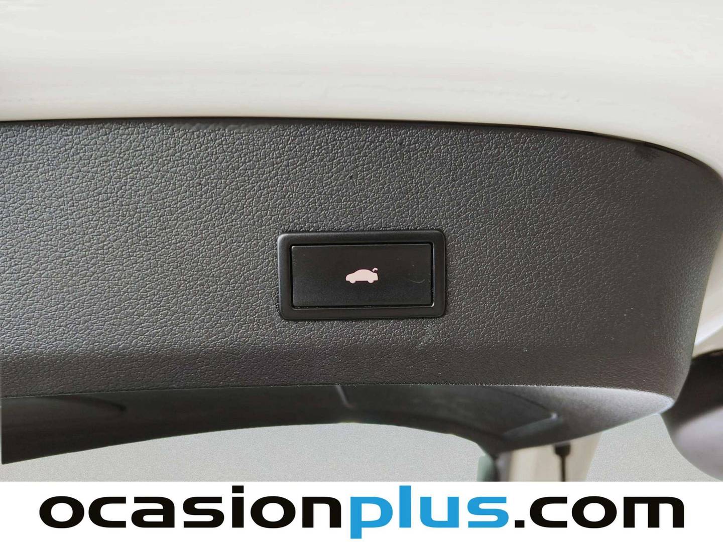 Acabados Audi Q7 Audi Q7 Ambiente 3.0 TDI quattro (204 CV) tiptronic 7 Plazas