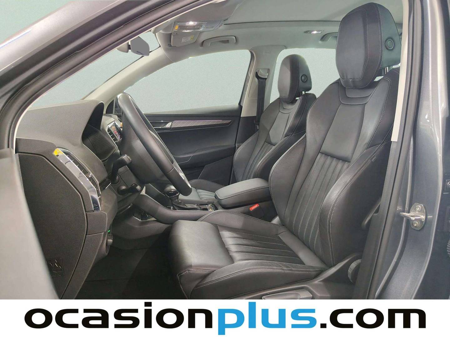 Foto asientos delanteros Skoda Karoq Skoda Karoq 1.5 TSI ACT Plus DSG (150 CV)