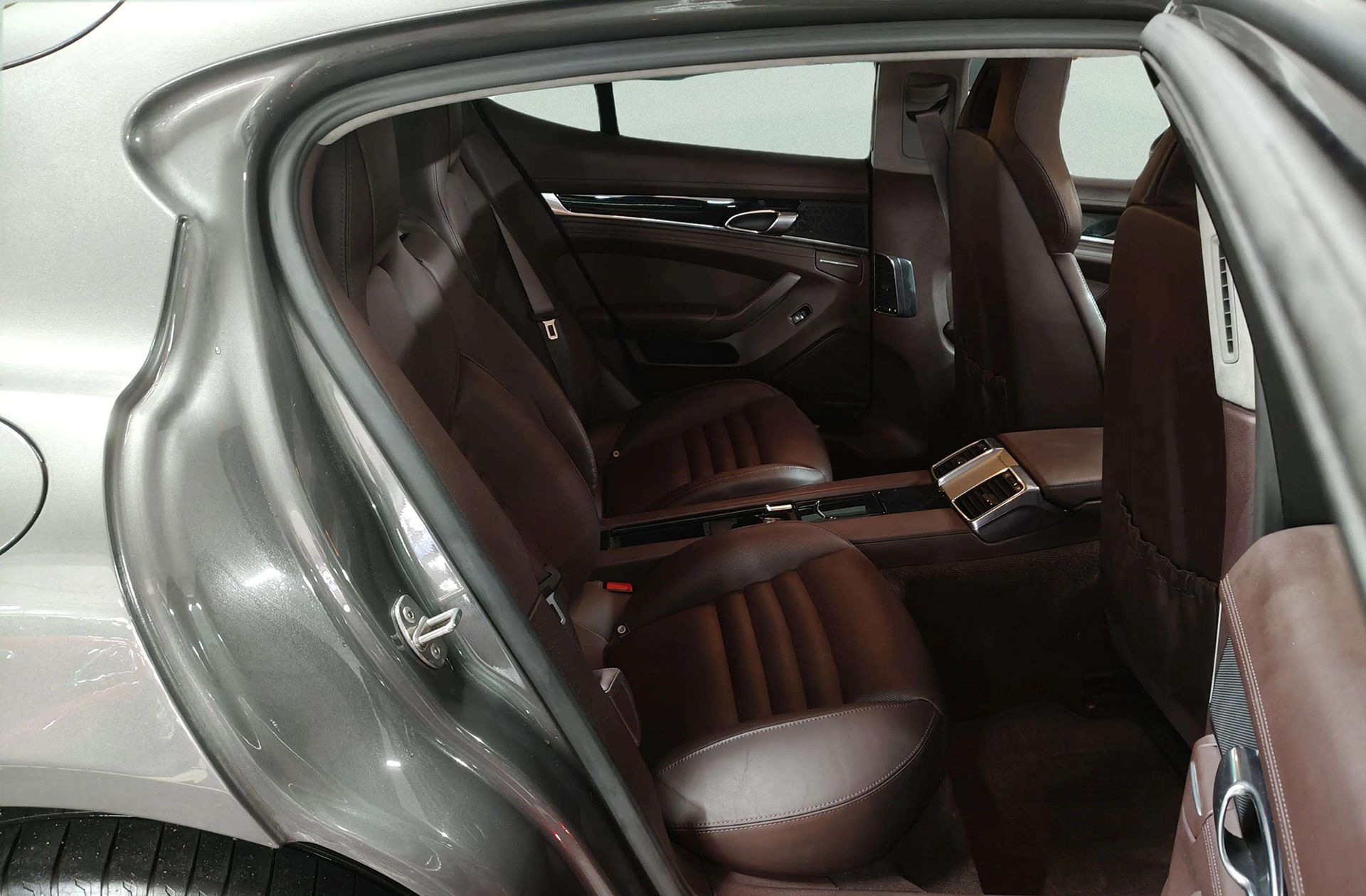Porsche Panamera GTS - foto 31
