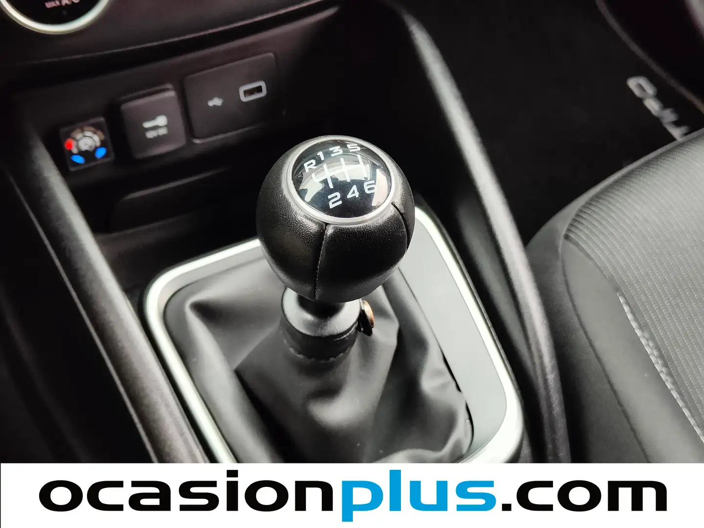 Foto Fiat Tipo Fiat Tipo 1.4 T-Jet Mirror (120 CV)