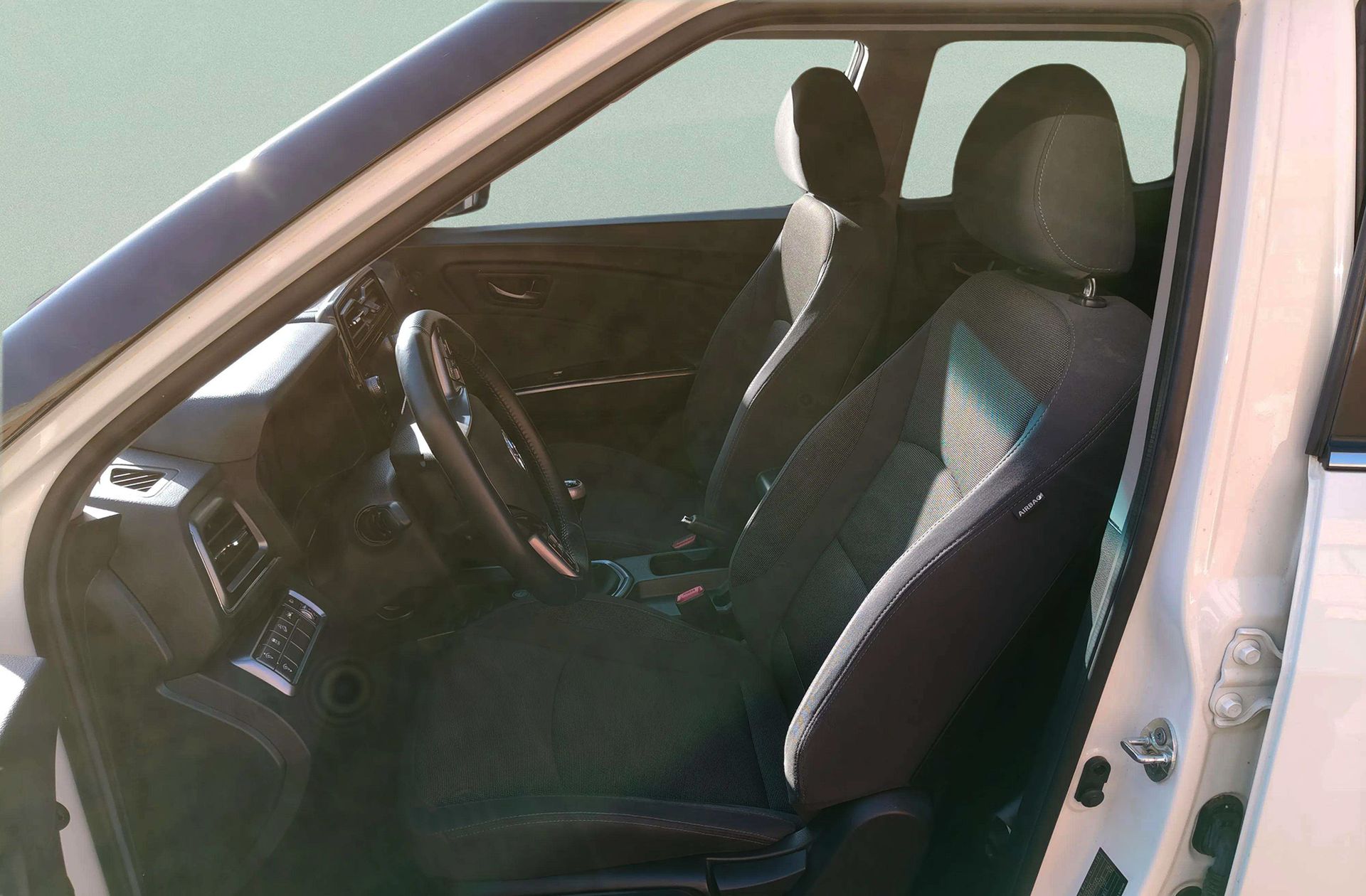 SsangYong Tivoli G12T Urban Plus - foto 13