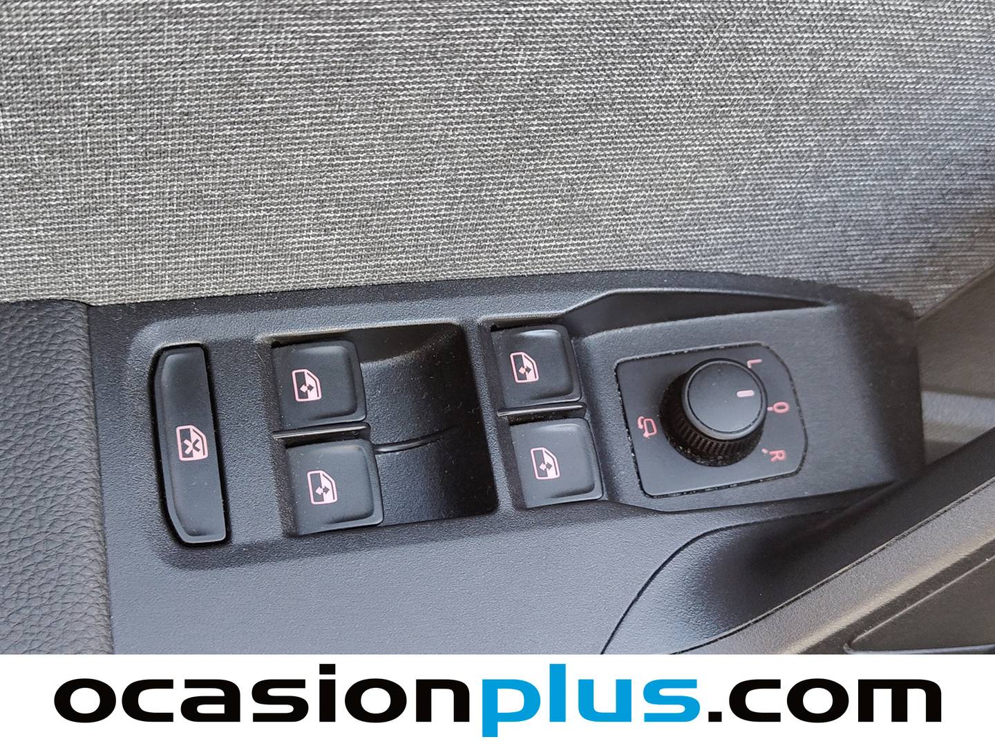 Seat Arona Seat Arona 1.0 TSI Xperience Plus DSG (110 CV) automático