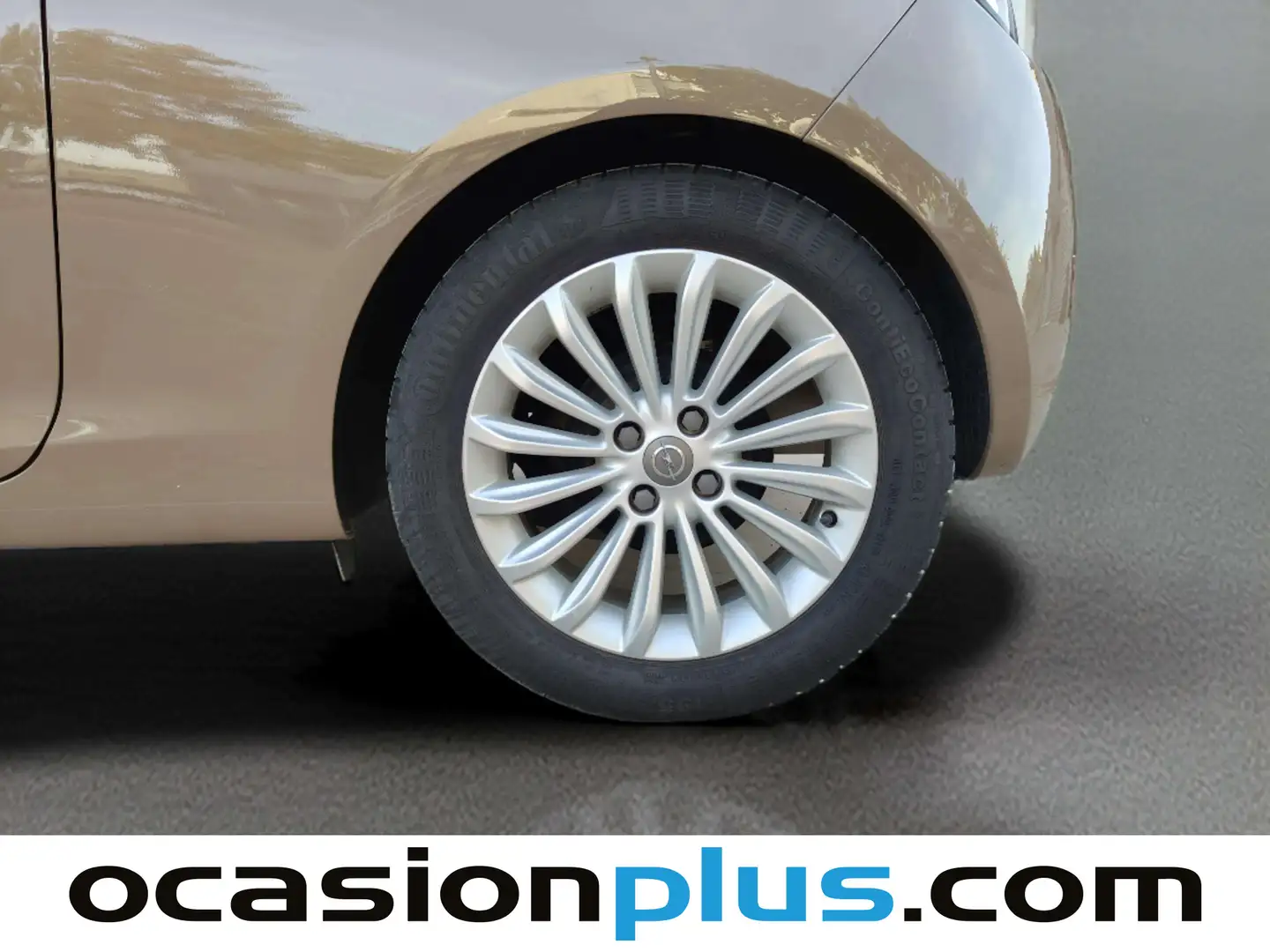 Foto Opel Adam Opel Adam 1.4 XEL Glam (87 CV)