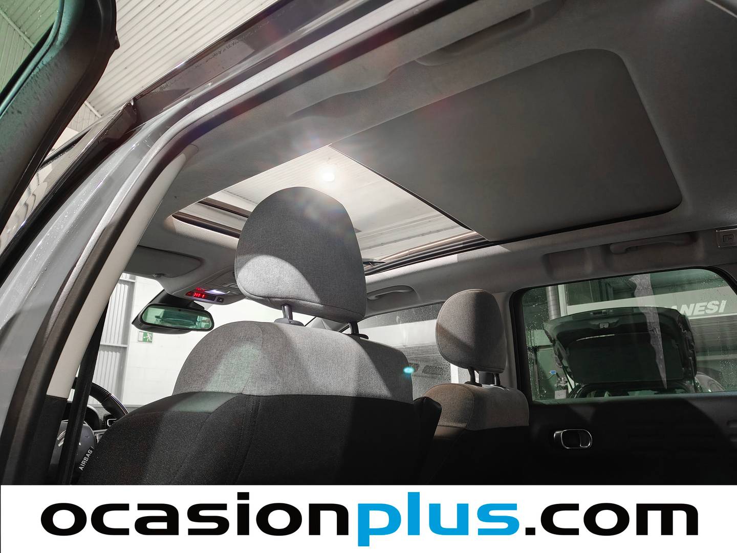 Foto Citroën C3 Aircross Citroën C3 Aircross PureTech 130 S&S Shine EAT6 96 kW (131 CV)