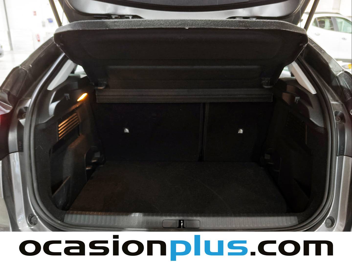 Fotos maletero Citroën C4 Citroen C4 PureTech 130 S&S Plus  (131 CV)