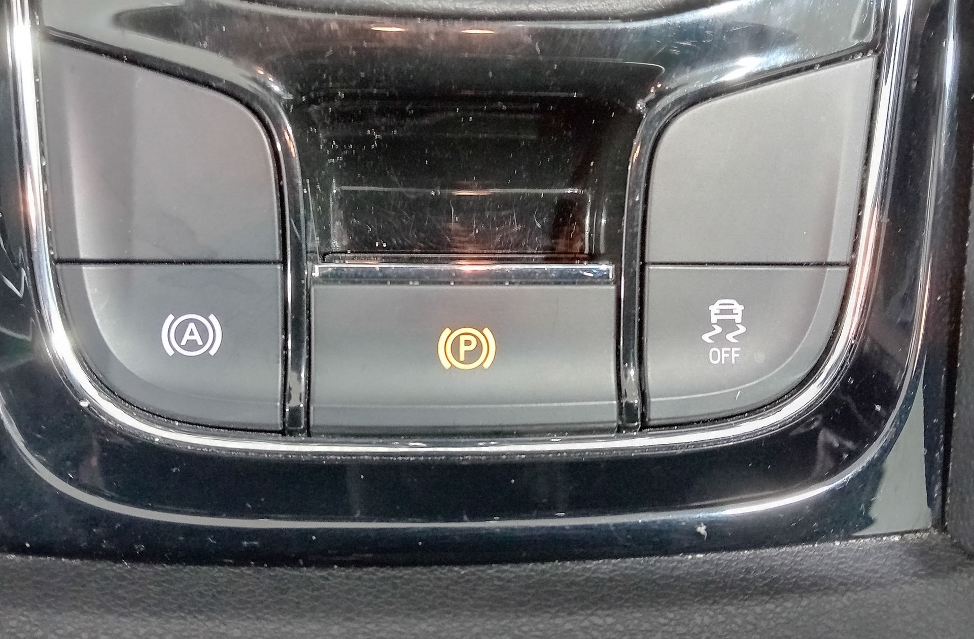 Škoda Karoq 2.0 TDI Selection - foto 28