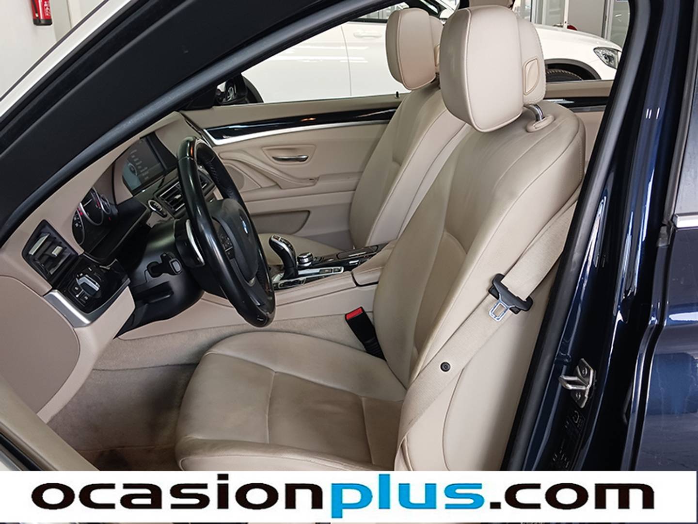 Foto BMW Serie 5 BMW Serie 5 525d xDrive Touring  (218 CV)