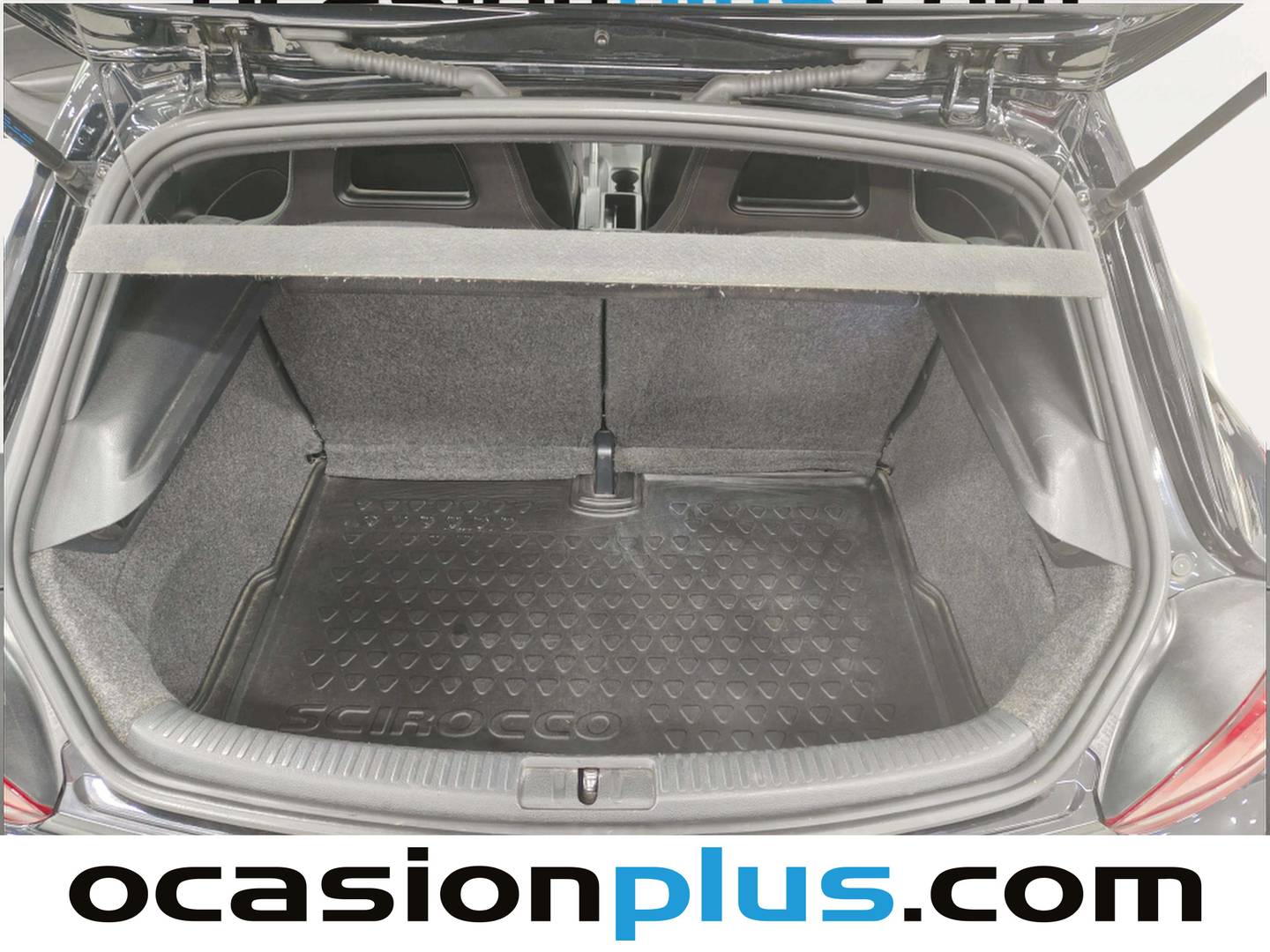 Foto Volkswagen Scirocco Volkswagen Scirocco by R-Line 1.4 TSI (122 CV)