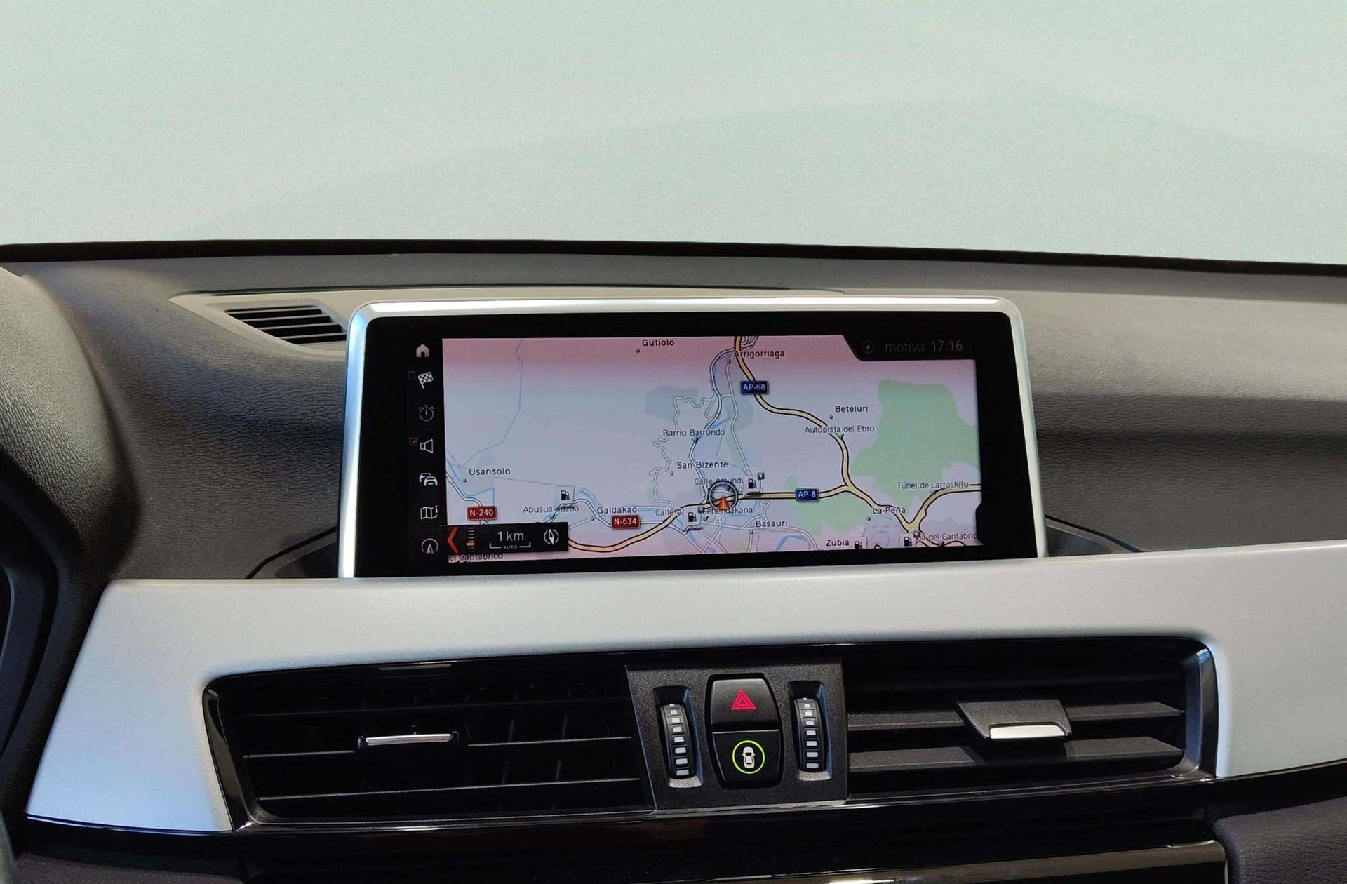 BMW X1 sDrive18i - foto 8