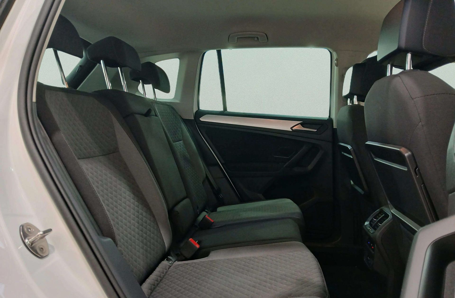 Volkswagen Tiguan Advance 1.5 TSI DSG Pack R-Line - foto 18
