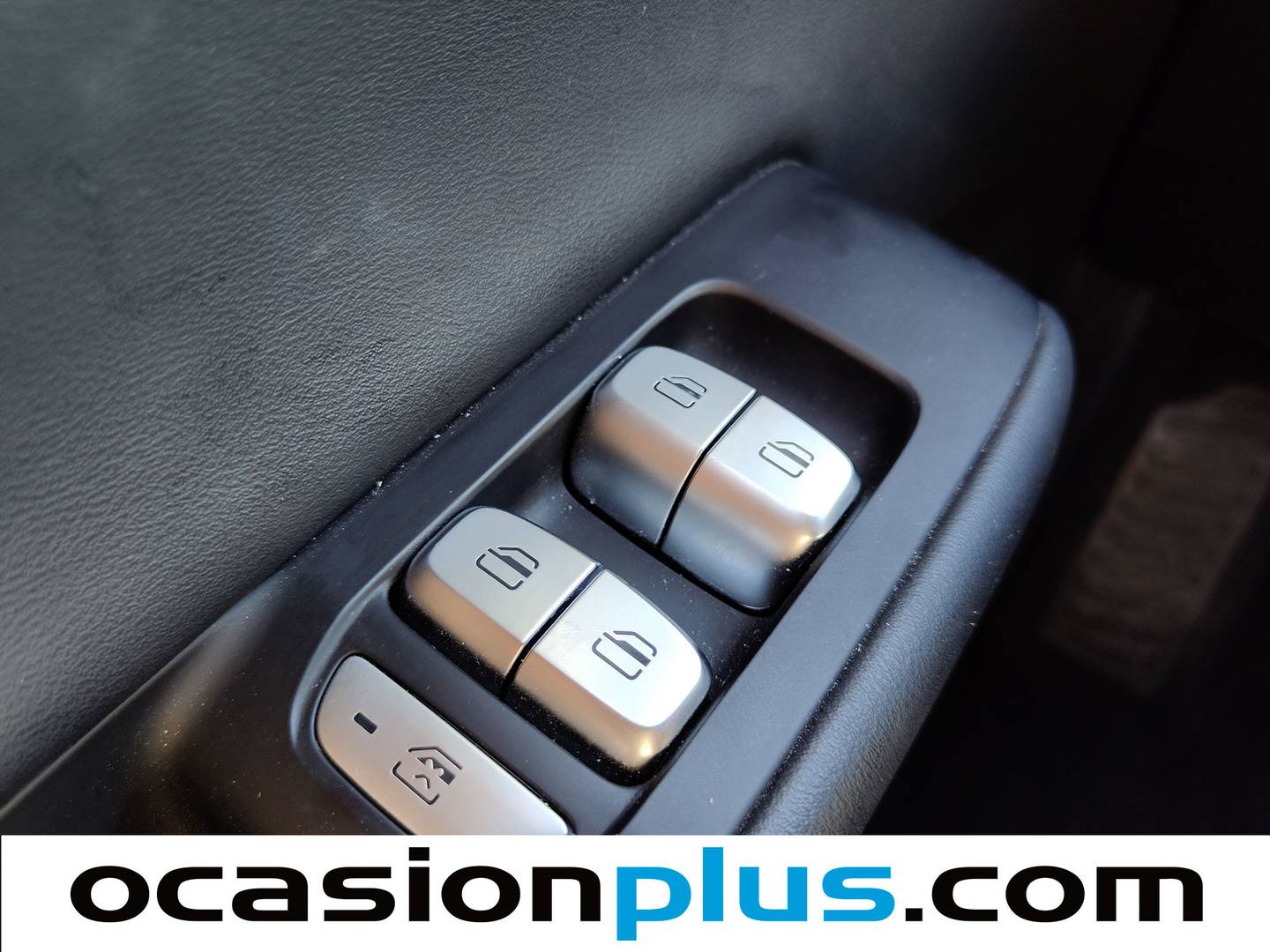 EBRO S800 EBRO S800 1.6 TGDI Premium DCT (147 CV) 7 Plazas km 0