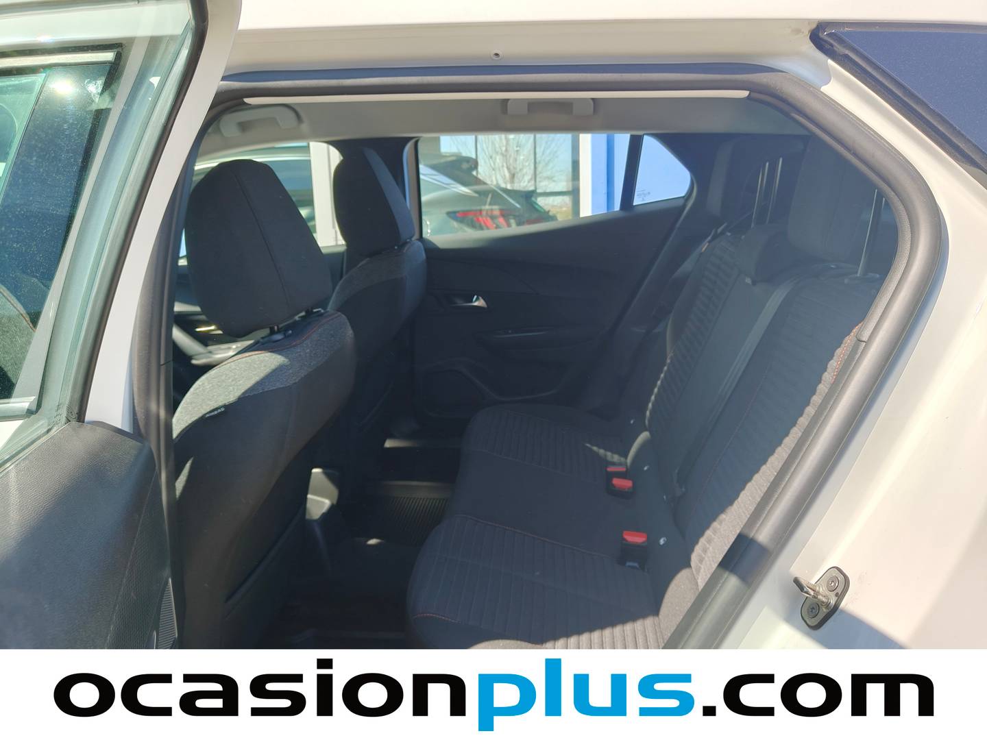 Foto asientos traseros Peugeot 2008 Peugeot 2008 PureTech 100 S&S Active (100 CV)
