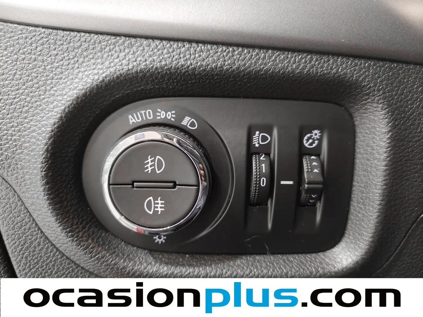 Foto Opel Astra Opel Astra 1.0 Turbo S&S Selective (105 CV)