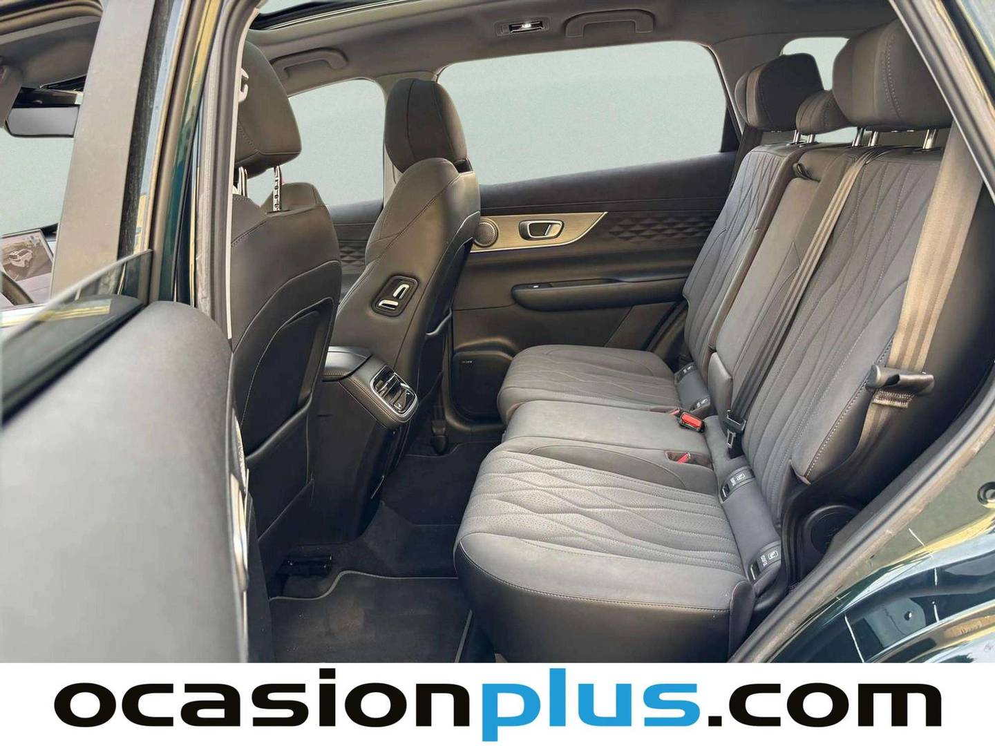 Fotos maletero EBRO S800 EBRO S800 1.6 TGDI Luxury DCT (147 CV) 7 Plazas