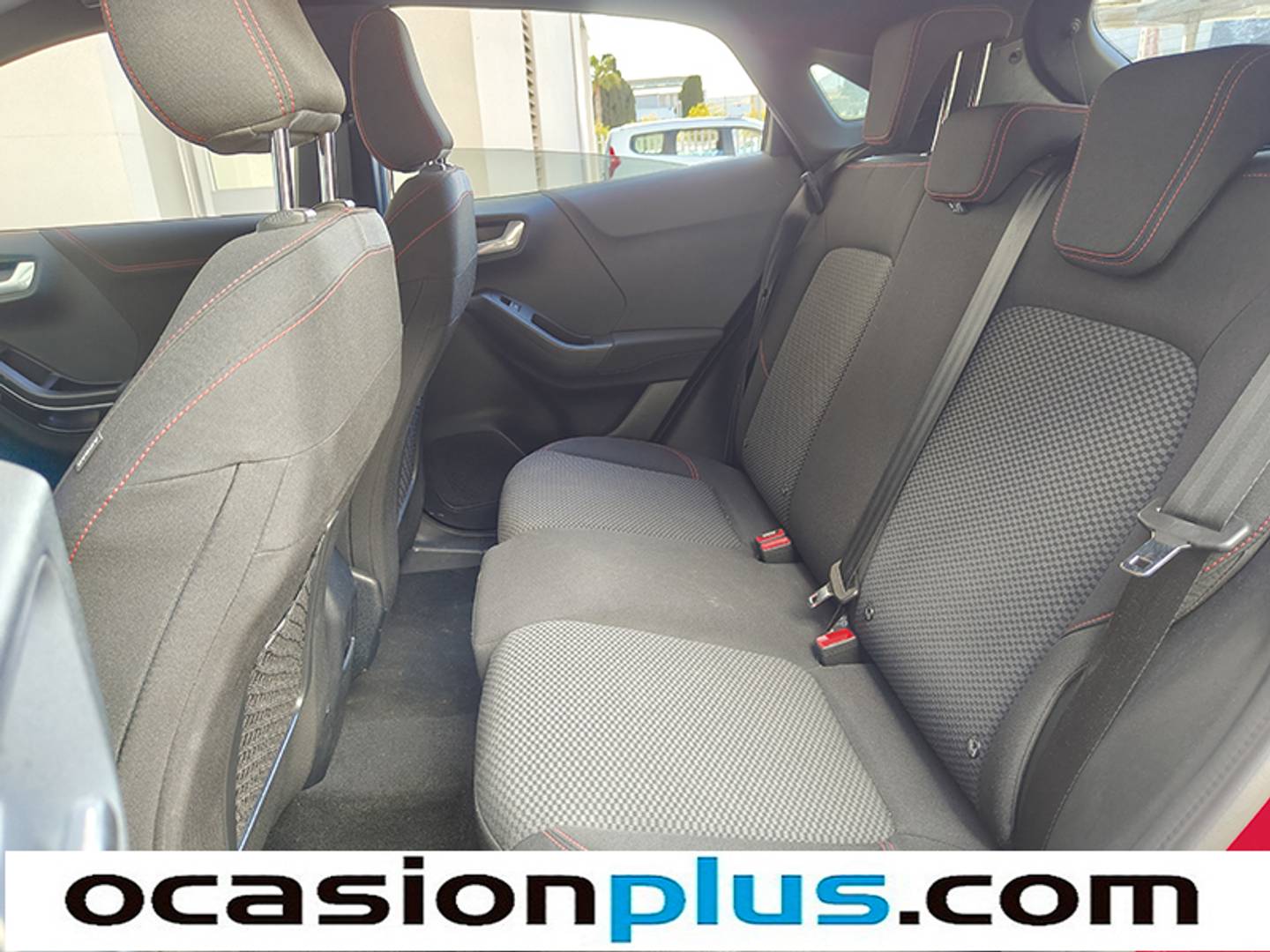 Foto Ford Puma Ford Puma 1.0 EcoBoost MHEV ST-Line Design Auto (125 CV)