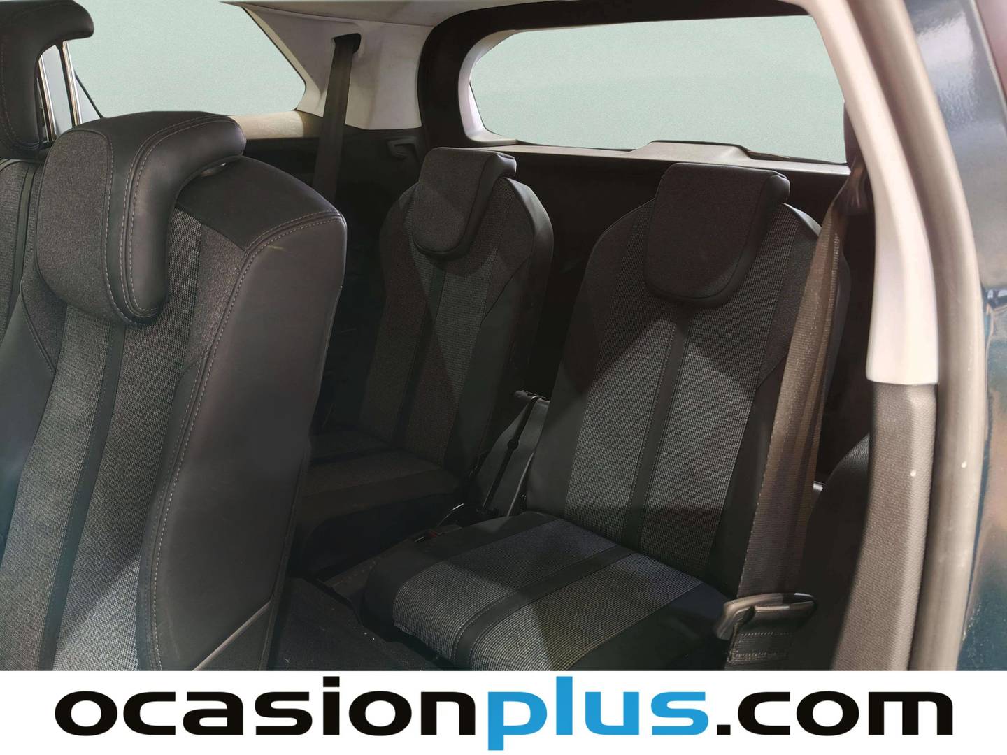 Extras y acabados del Peugeot 5008 Peugeot 5008 PureTech 130 S&S Allure (130 CV) 7 PLAZAS