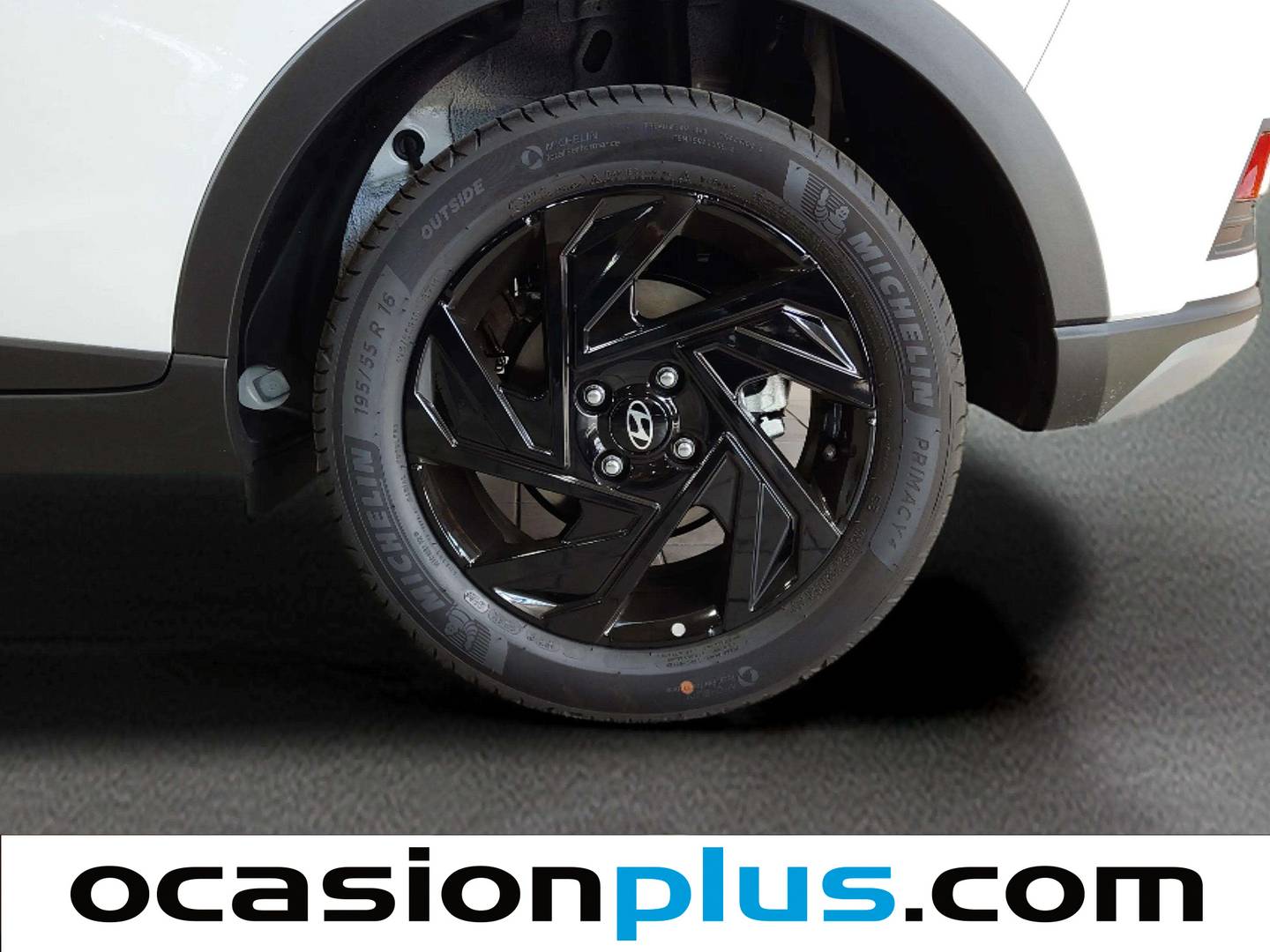Hyundai Bayon Hyundai Bayon 1.0T Black Line (90 CV) seminuevo