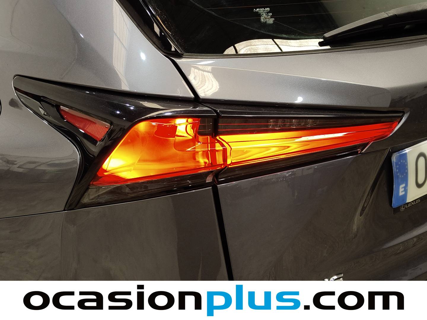 Acabados Lexus NX Lexus NX 300h Business 2WD (197 CV)