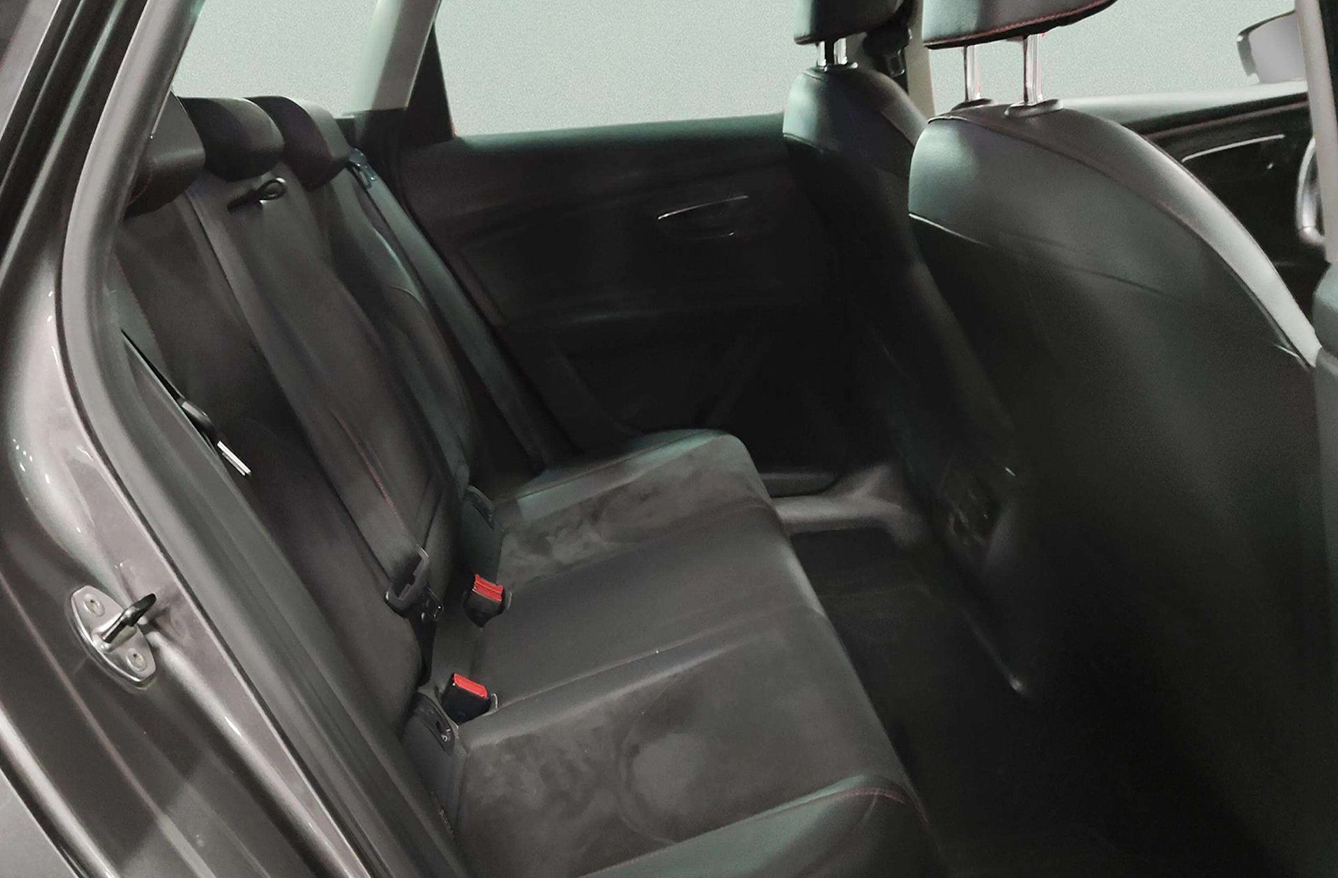 SEAT León ST 1.8 TSI FR - foto 18