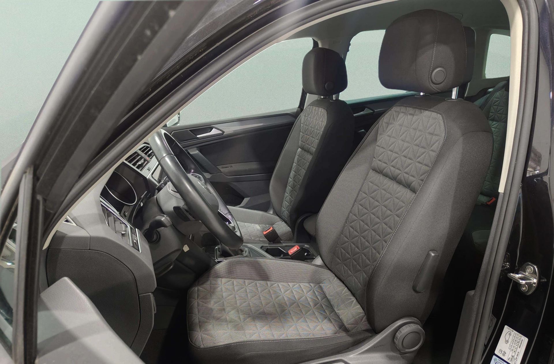 Volkswagen Tiguan Life 2.0 TDI DSG - foto 13