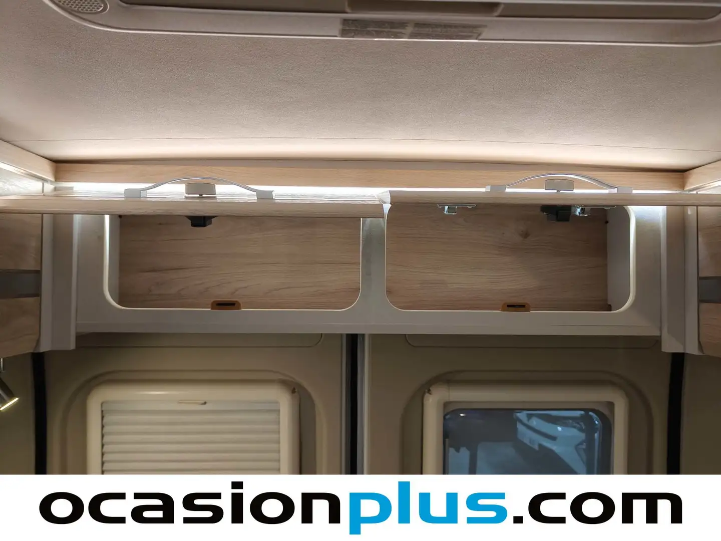 Foto Citroën Dethleffs Globetrail 640 DB 103KW (140 CV) Citroën Dethleffs Globetrail 640 DB 103KW (140 CV) 640 DB  Edition 90  (140 CV) ( 4 Plazas )