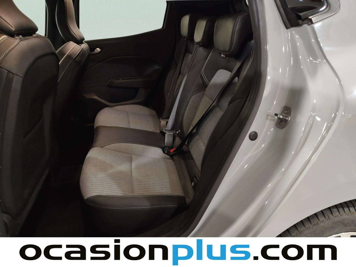 Foto asientos traseros Renault Clio Renault Clio Techno TCe (90 CV)